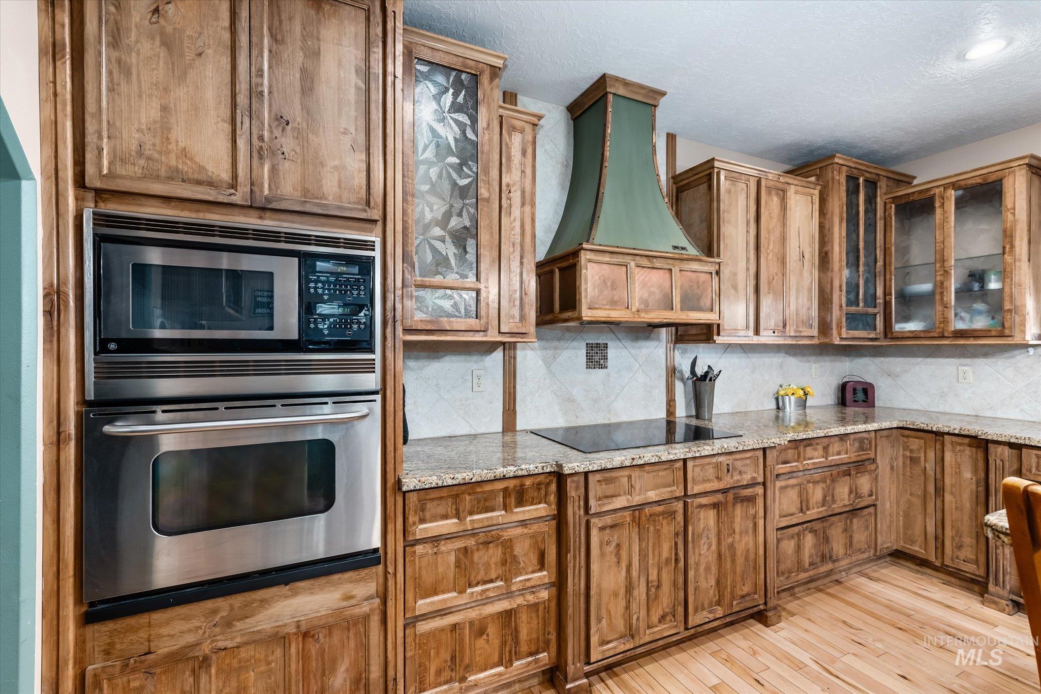 1126 Banks Lowman, Garden Valley, Idaho 83622, 3 Bedrooms, 3 Bathrooms, Residential For Sale, Price $725,000,MLS 98977625