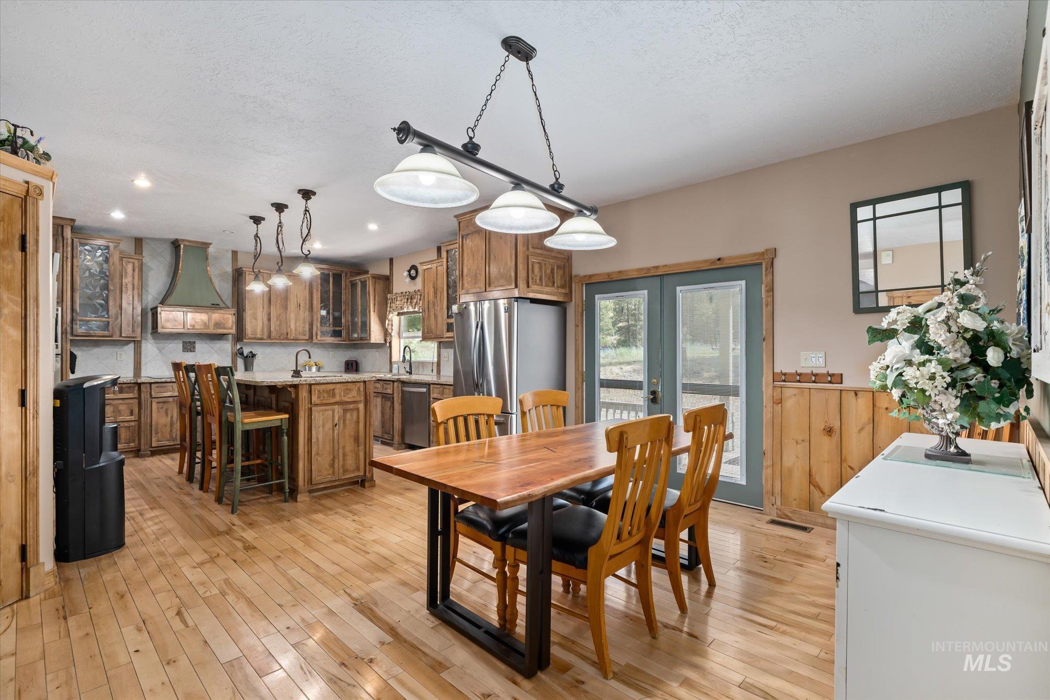 1126 Banks Lowman, Garden Valley, Idaho 83622, 3 Bedrooms, 3 Bathrooms, Residential For Sale, Price $725,000,MLS 98977625