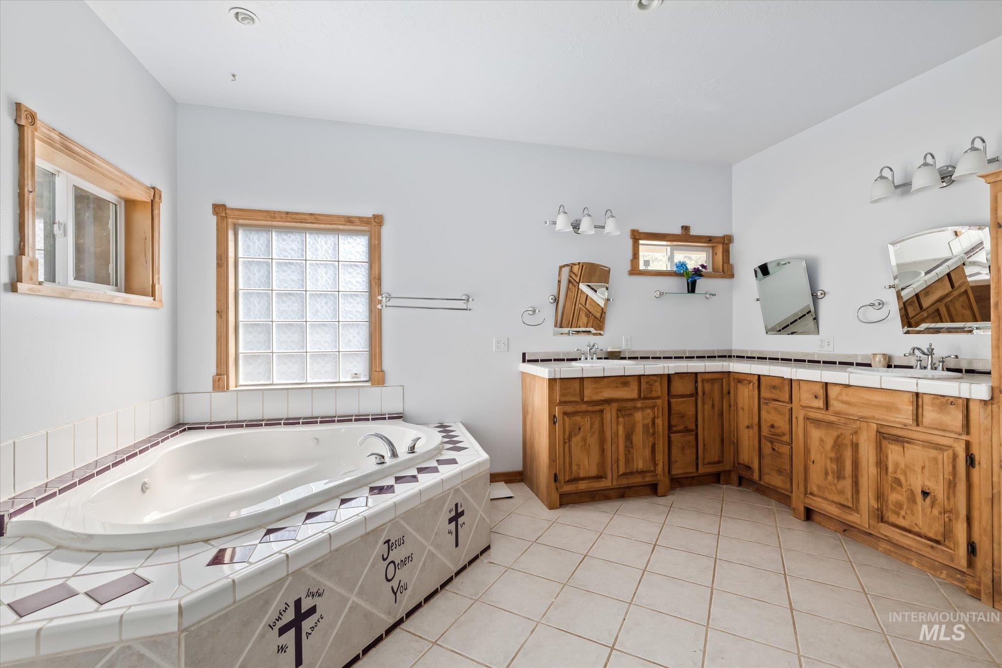 1126 Banks Lowman, Garden Valley, Idaho 83622, 3 Bedrooms, 3 Bathrooms, Residential For Sale, Price $725,000,MLS 98977625