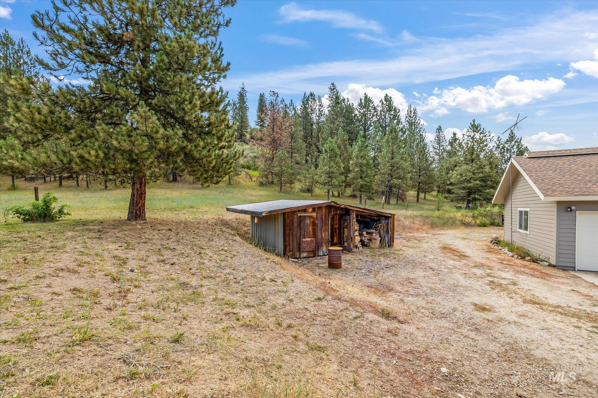 1126 Banks Lowman, Garden Valley, Idaho 83622, 3 Bedrooms, 3 Bathrooms, Residential For Sale, Price $699,900,MLS 98977625