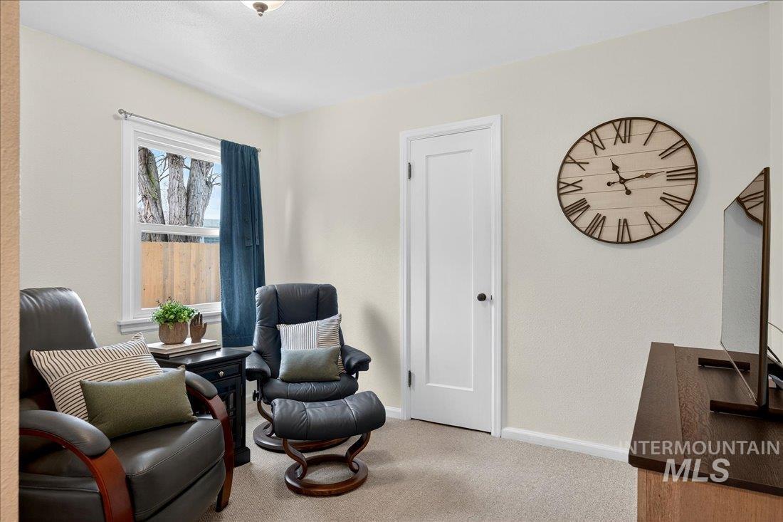 506 N Hillview Drive, Boise, Idaho 83712-8117, 3 Bedrooms, 1 Bathroom, Residential For Sale, Price $579,000,MLS 98977626