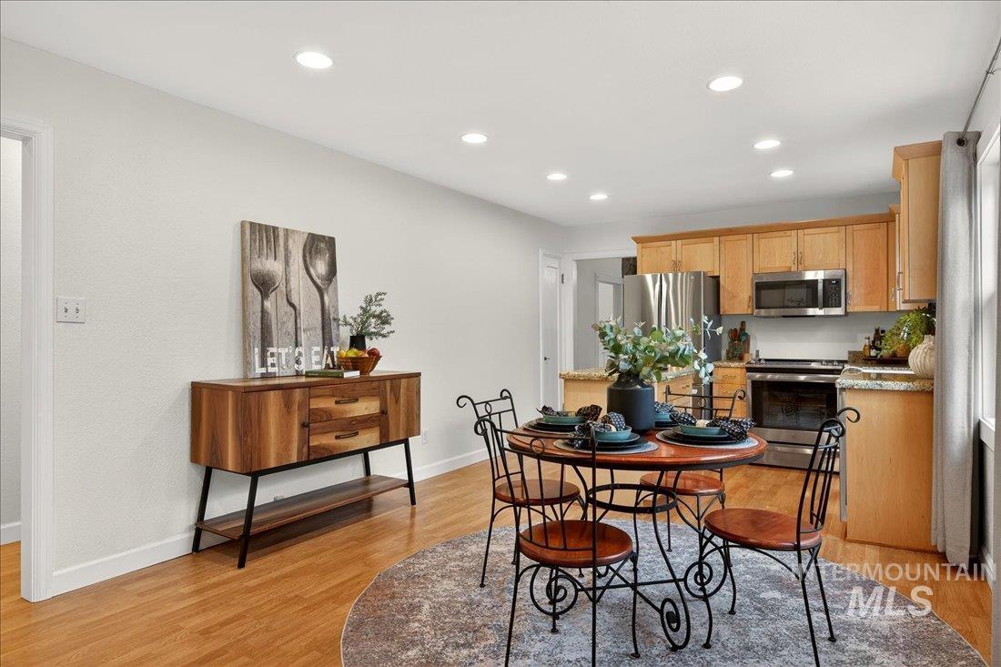 506 N Hillview Drive, Boise, Idaho 83712-8117, 3 Bedrooms, 1 Bathroom, Residential For Sale, Price $579,000,MLS 98977626