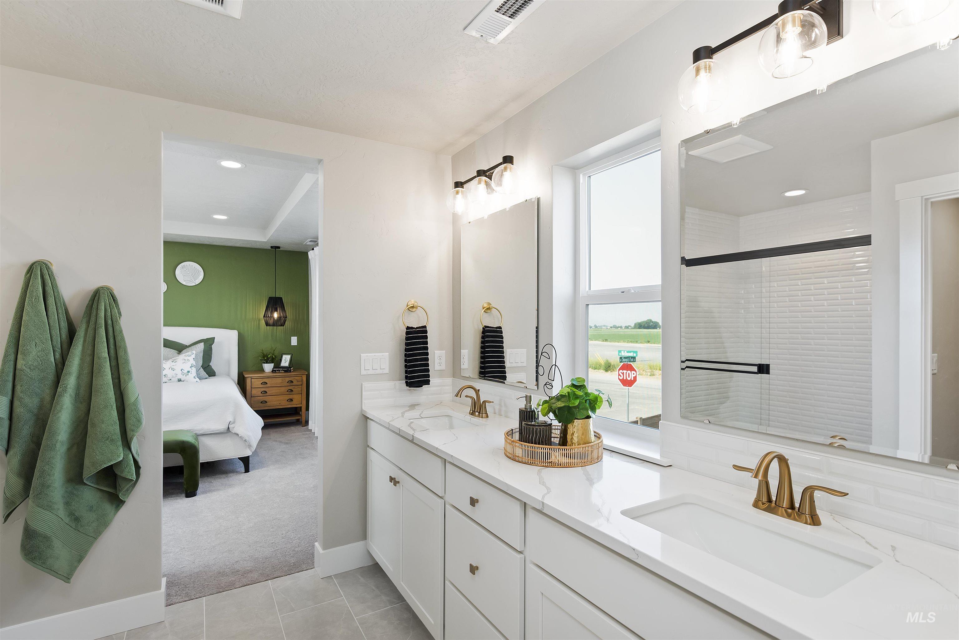 5886 W Parachute Dr, Meridian, Idaho 83646, 3 Bedrooms, 2.5 Bathrooms, Residential For Sale, Price $529,990,MLS 98977627