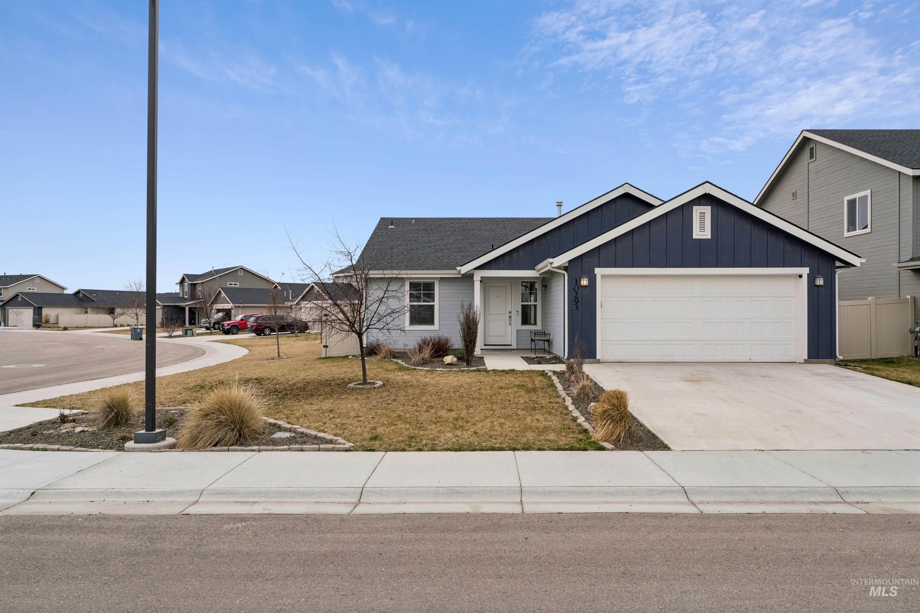 10293 Longtail Dr., Nampa, Idaho 83687, 3 Bedrooms, 2 Bathrooms, Residential For Sale, Price $399,000,MLS 98977628