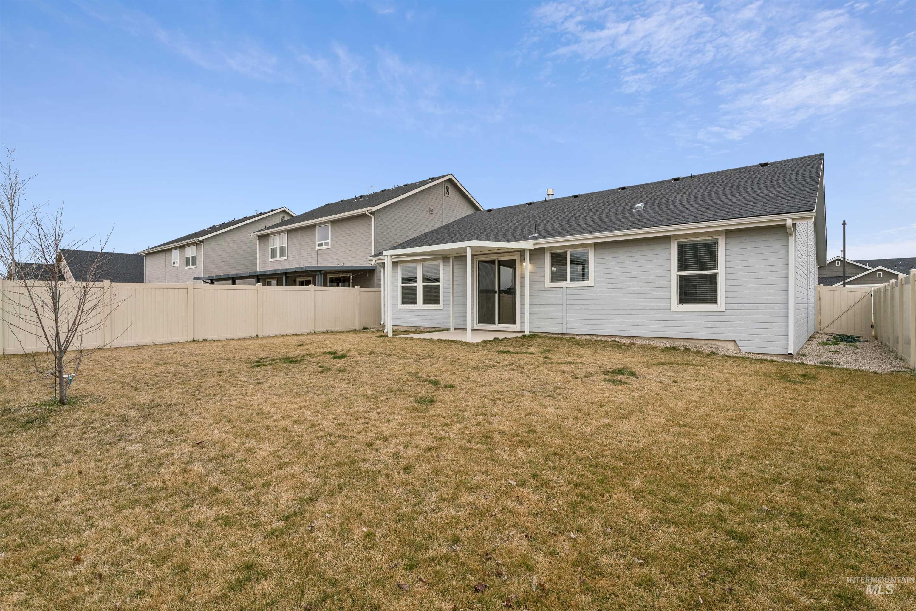 10293 Longtail Dr., Nampa, Idaho 83687, 3 Bedrooms, 2 Bathrooms, Residential For Sale, Price $399,000,MLS 98977628