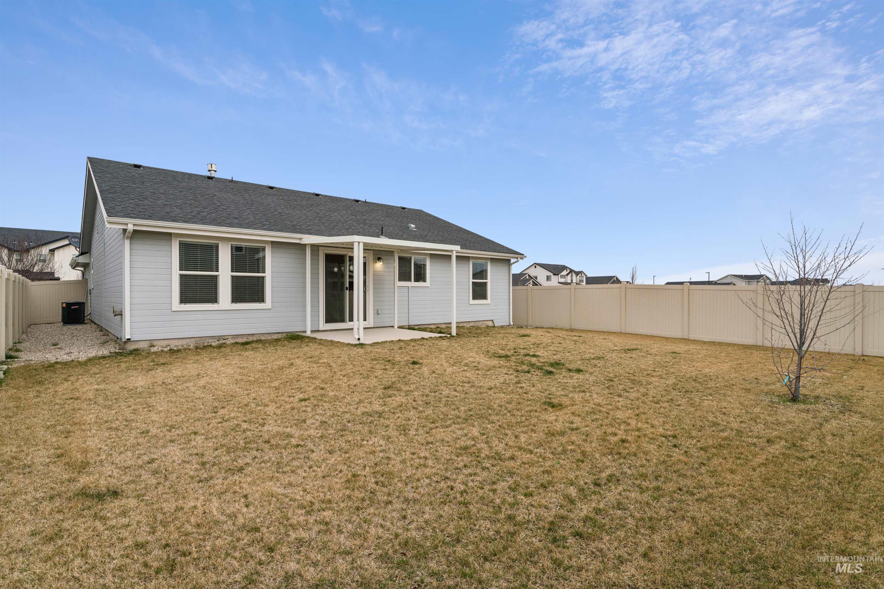 10293 Longtail Dr., Nampa, Idaho 83687, 3 Bedrooms, 2 Bathrooms, Residential For Sale, Price $399,000,MLS 98977628