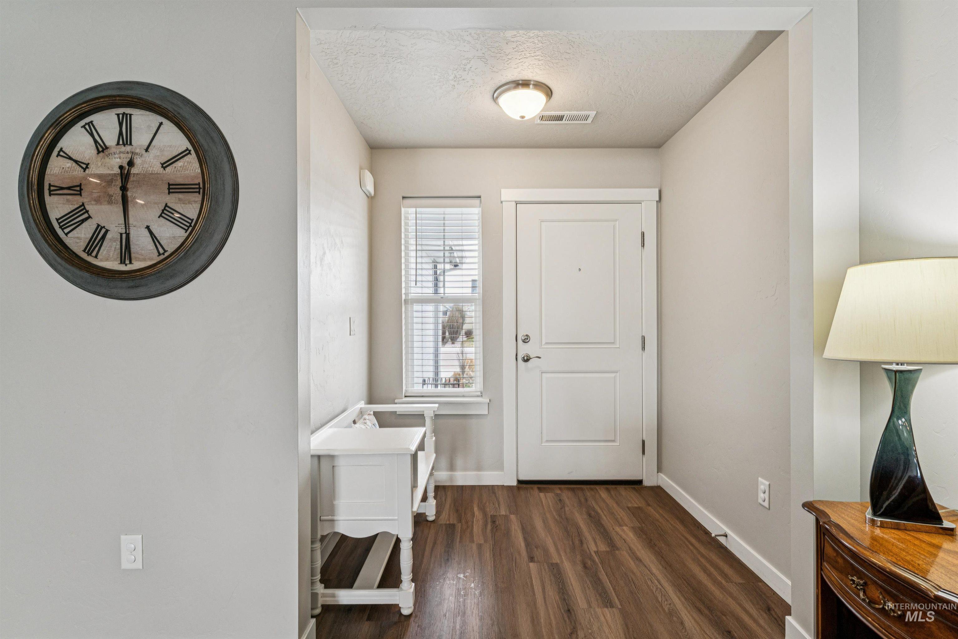 10293 Longtail Dr., Nampa, Idaho 83687, 3 Bedrooms, 2 Bathrooms, Residential For Sale, Price $399,000,MLS 98977628