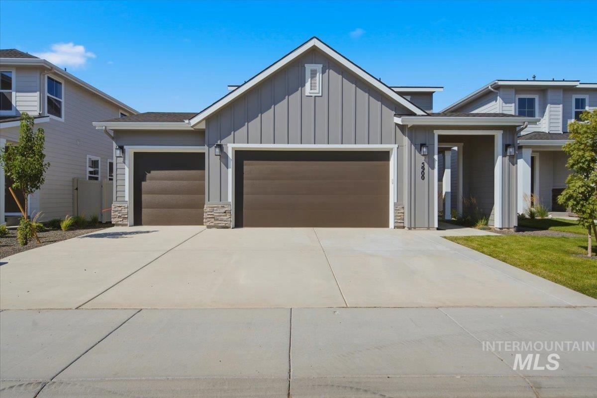 5900 W Parachute Dr, Meridian, Idaho 83646, 3 Bedrooms, 2.5 Bathrooms, Residential For Sale, Price $509,990,MLS 98977629
