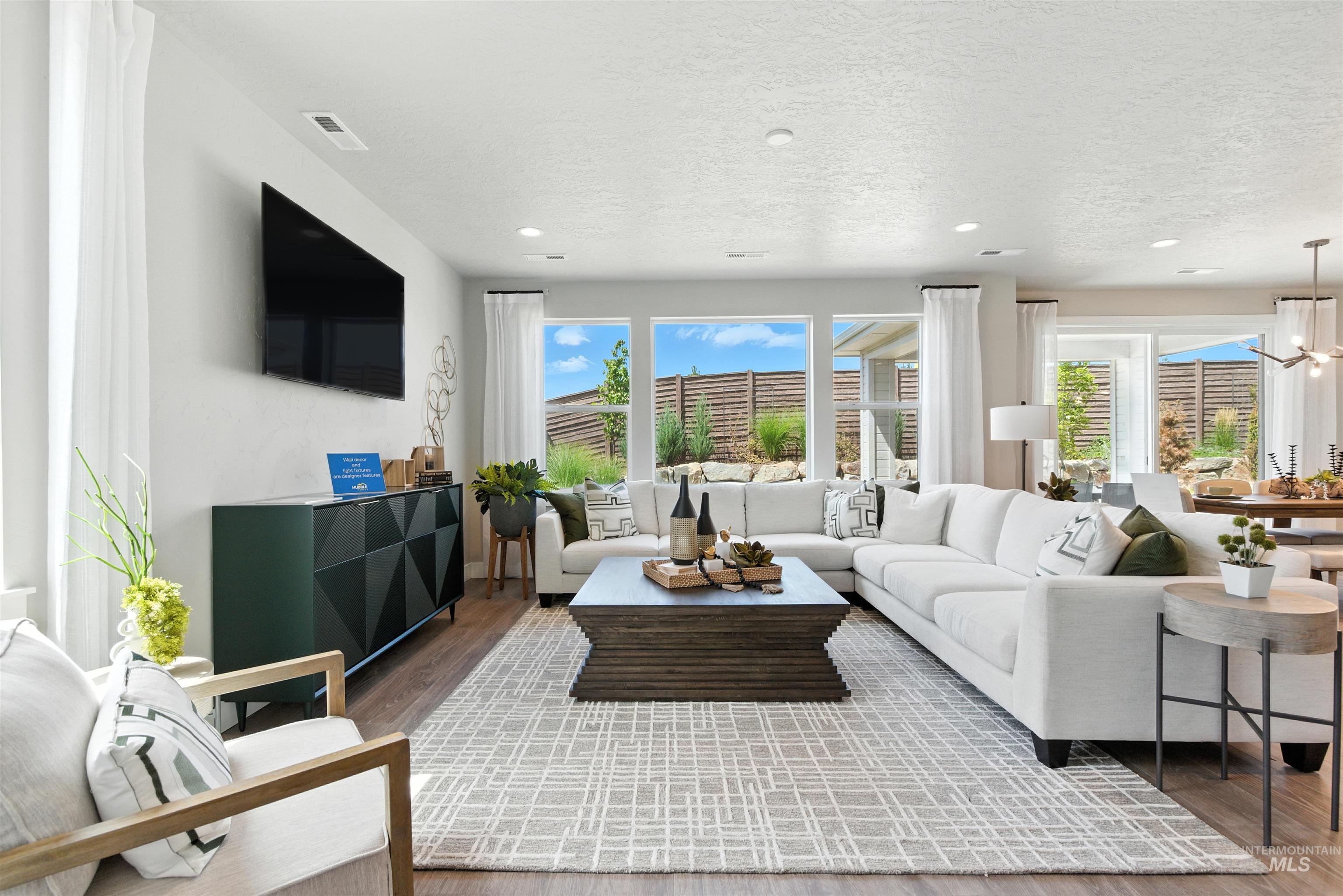 5900 W Parachute Dr, Meridian, Idaho 83646, 3 Bedrooms, 2.5 Bathrooms, Residential For Sale, Price $519,990,MLS 98977629