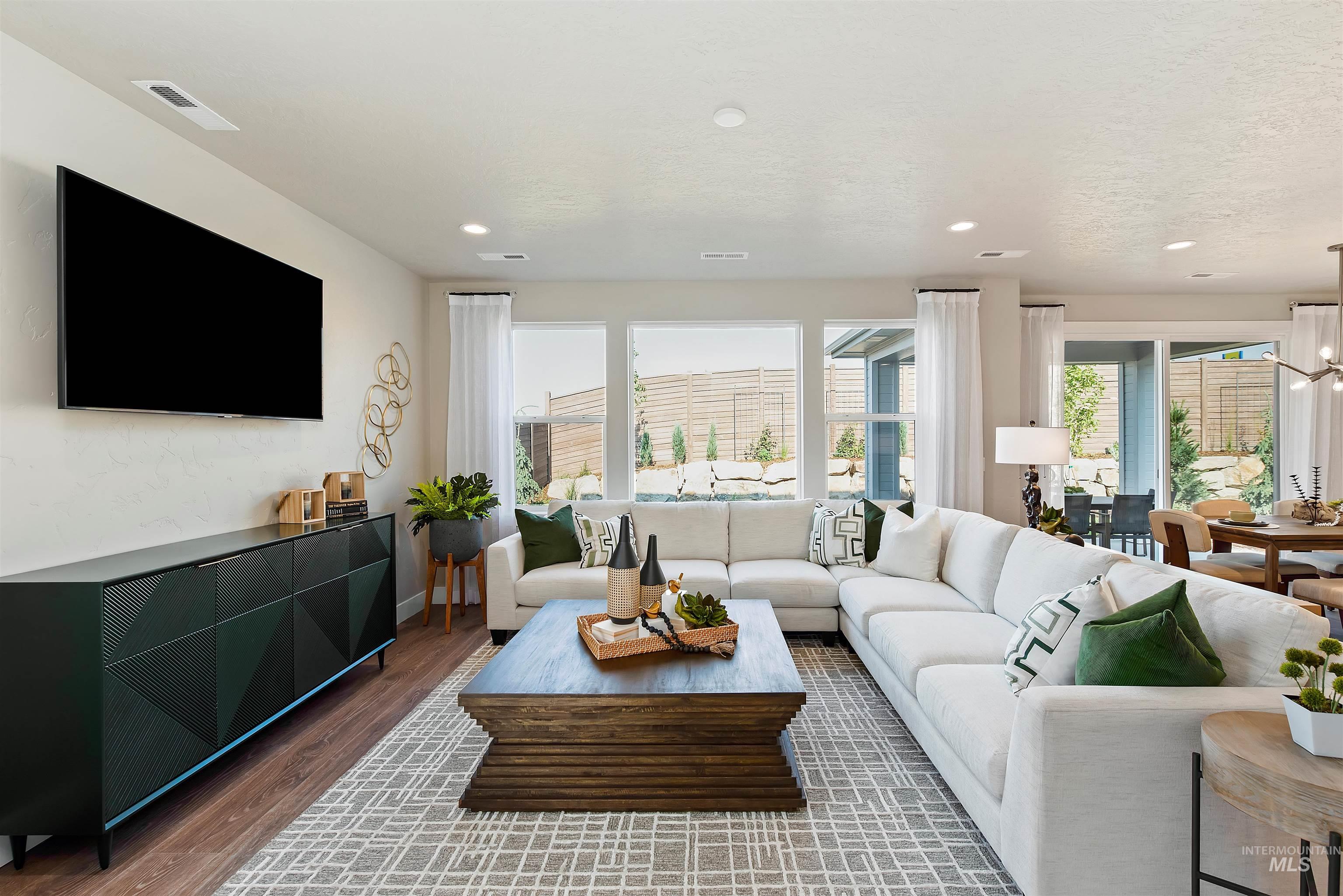 5900 W Parachute Dr, Meridian, Idaho 83646, 3 Bedrooms, 2.5 Bathrooms, Residential For Sale, Price $519,990,MLS 98977629