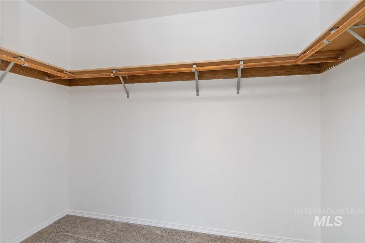 26757 Morris Pl., Wilder, Idaho 83676, 3 Bedrooms, 2 Bathrooms, Residential For Sale, Price $615,000,MLS 98977630