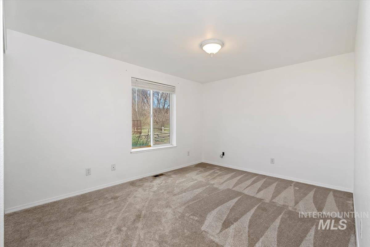 26757 Morris Pl., Wilder, Idaho 83676, 3 Bedrooms, 2 Bathrooms, Residential For Sale, Price $615,000,MLS 98977630