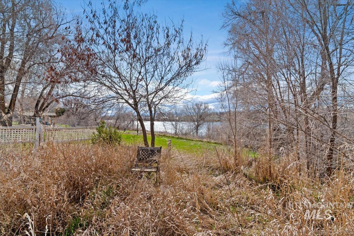 26757 Morris Pl., Wilder, Idaho 83676, 3 Bedrooms, 2 Bathrooms, Residential For Sale, Price $615,000,MLS 98977630