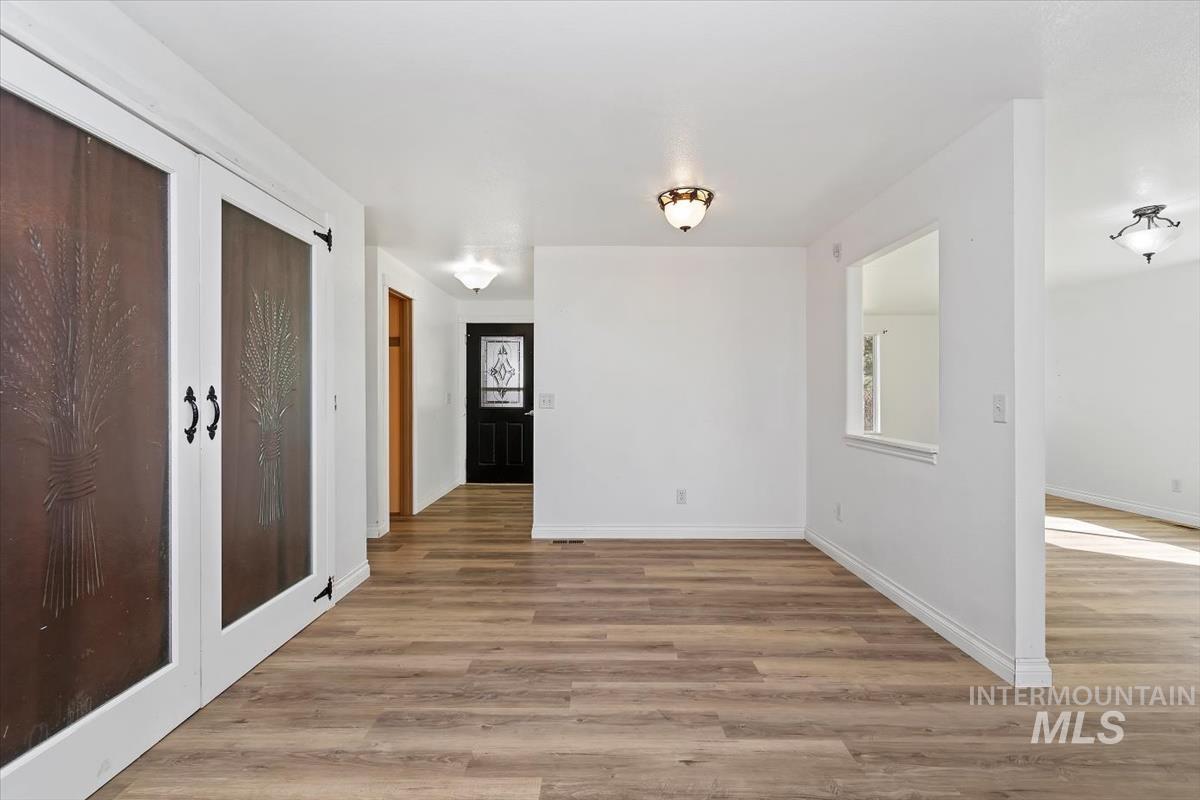 26757 Morris Pl., Wilder, Idaho 83676, 3 Bedrooms, 2 Bathrooms, Residential For Sale, Price $615,000,MLS 98977630