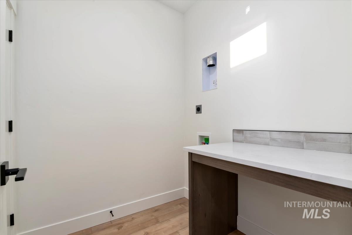 1709 N 31st St, Boise, Idaho 83703, 4 Bedrooms, 4.5 Bathrooms, Residential For Sale, Price $824,900,MLS 98977631