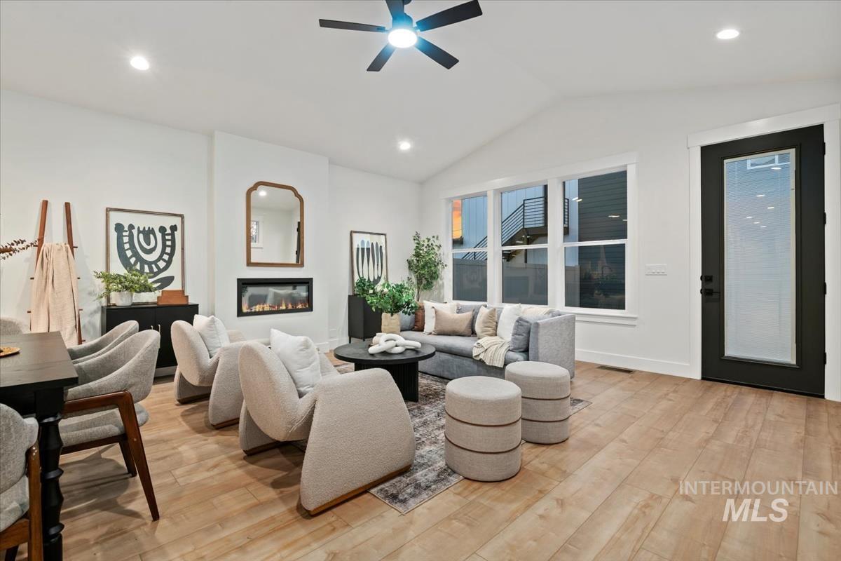 1713 N 31st St, Boise, Idaho 83703, 3 Bedrooms, 3 Bathrooms, Residential For Sale, Price $749,900,MLS 98977632