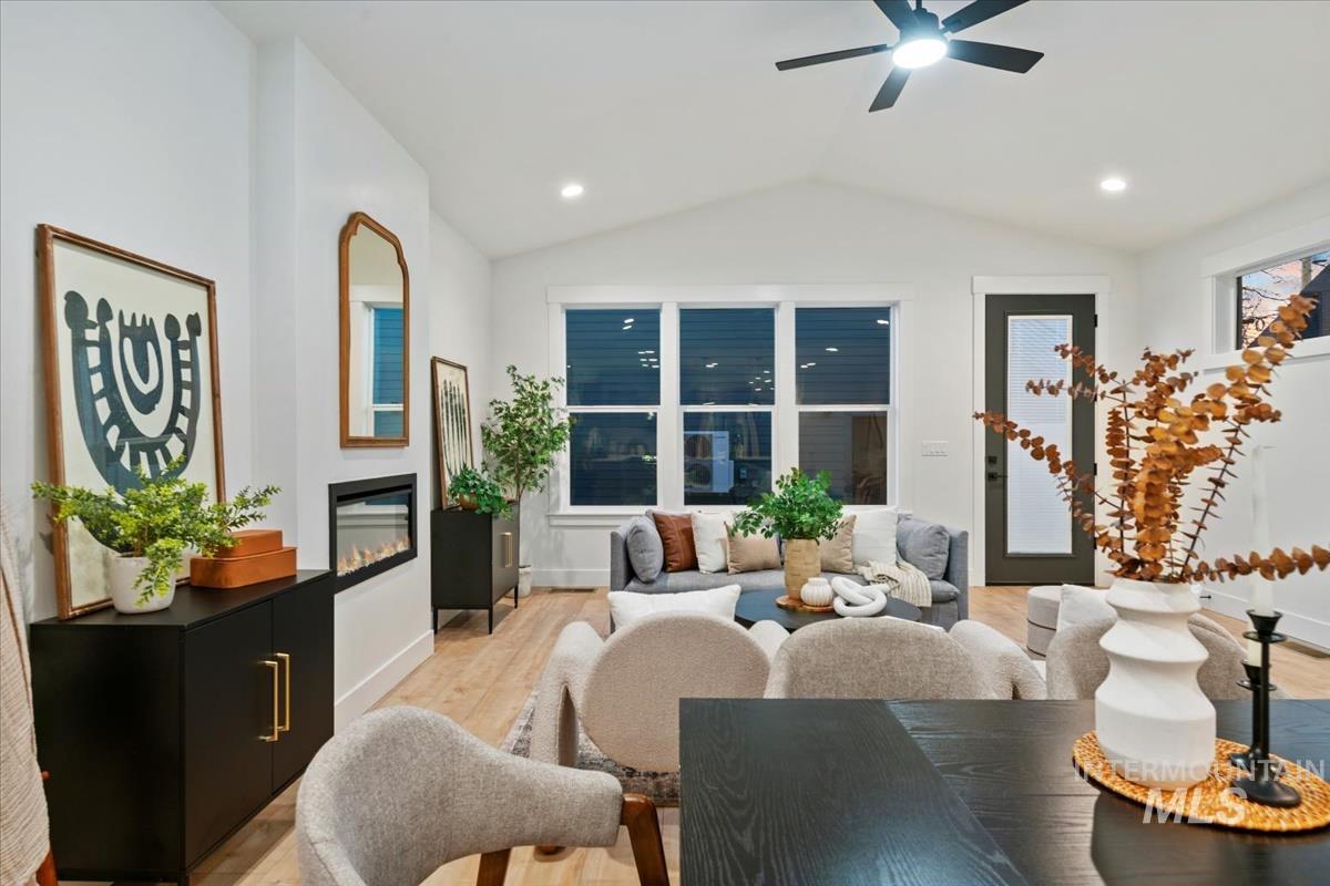 1713 N 31st St, Boise, Idaho 83703, 3 Bedrooms, 3 Bathrooms, Residential For Sale, Price $749,900,MLS 98977632