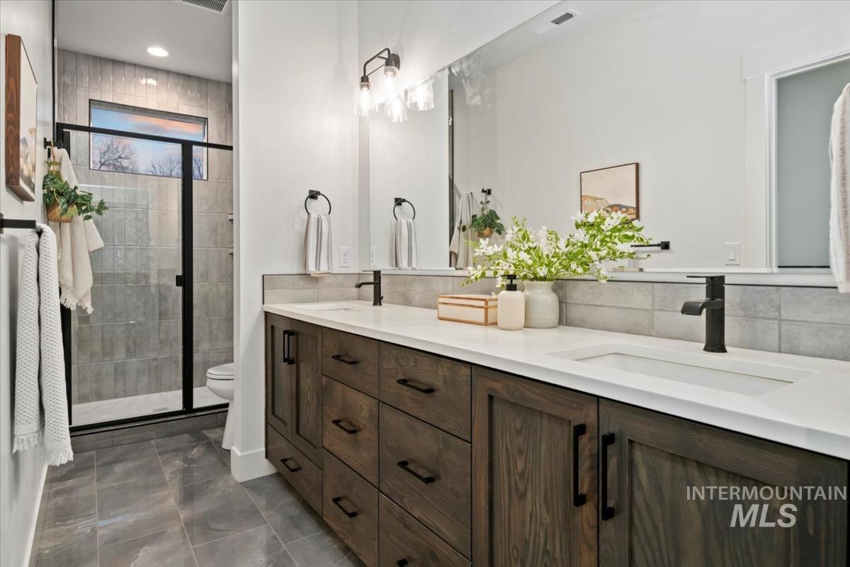 1713 N 31st St, Boise, Idaho 83703, 3 Bedrooms, 3 Bathrooms, Residential For Sale, Price $749,900,MLS 98977632