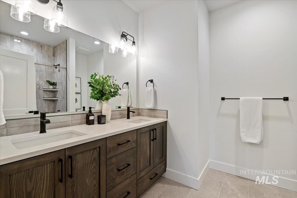 1713 N 31st St, Boise, Idaho 83703, 3 Bedrooms, 3 Bathrooms, Residential For Sale, Price $749,900,MLS 98977632