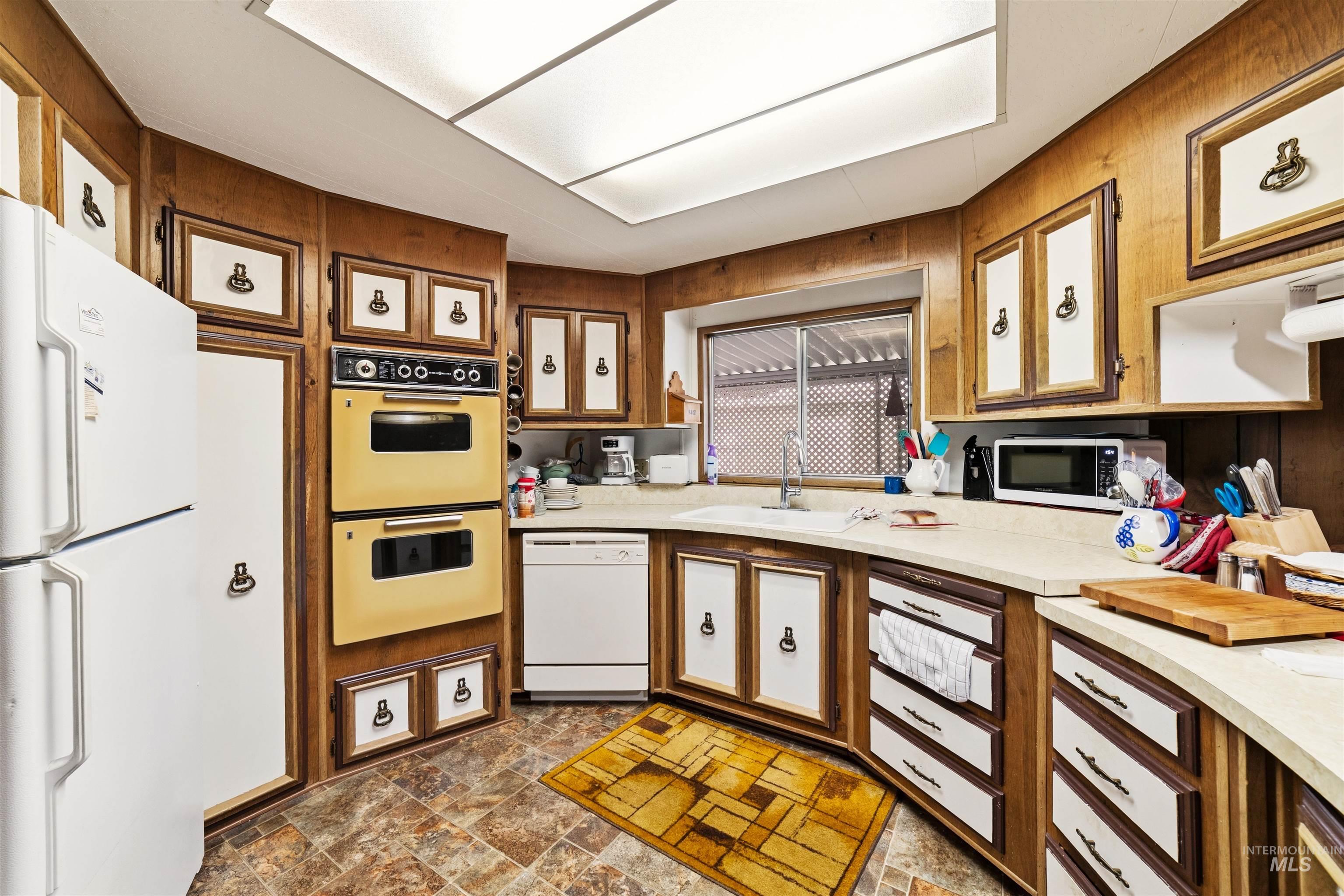 238 N Checola Circle, Boise, Idaho 83713, 2 Bedrooms, 2 Bathrooms, Residential For Sale, Price $85,000,MLS 98977633