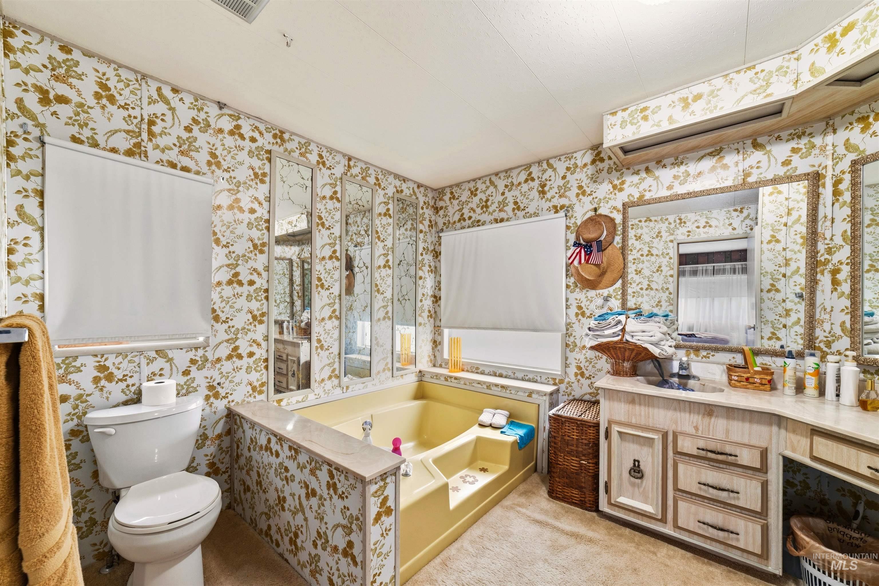 238 N Checola Circle, Boise, Idaho 83713, 2 Bedrooms, 2 Bathrooms, Residential For Sale, Price $85,000,MLS 98977633