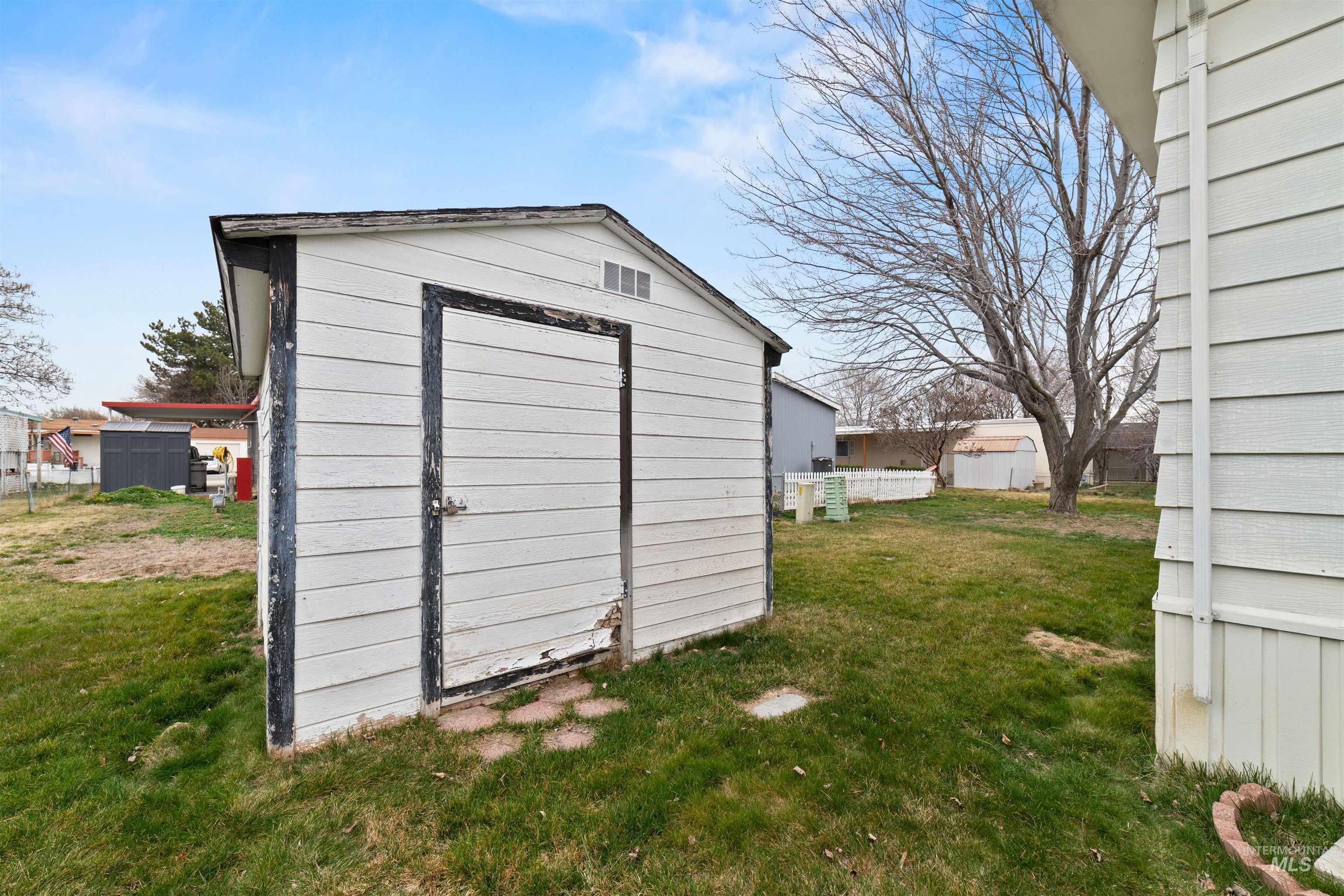 238 N Checola Circle, Boise, Idaho 83713, 2 Bedrooms, 2 Bathrooms, Residential For Sale, Price $85,000,MLS 98977633