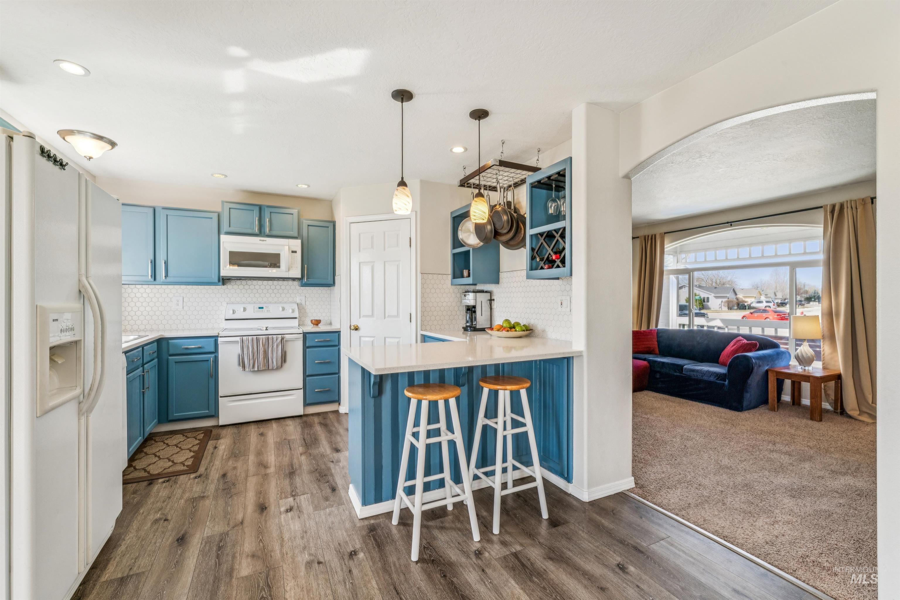 2337 W Snyder St., Meridian, Idaho 83646, 3 Bedrooms, 2.5 Bathrooms, Residential For Sale, Price $414,000,MLS 98977635