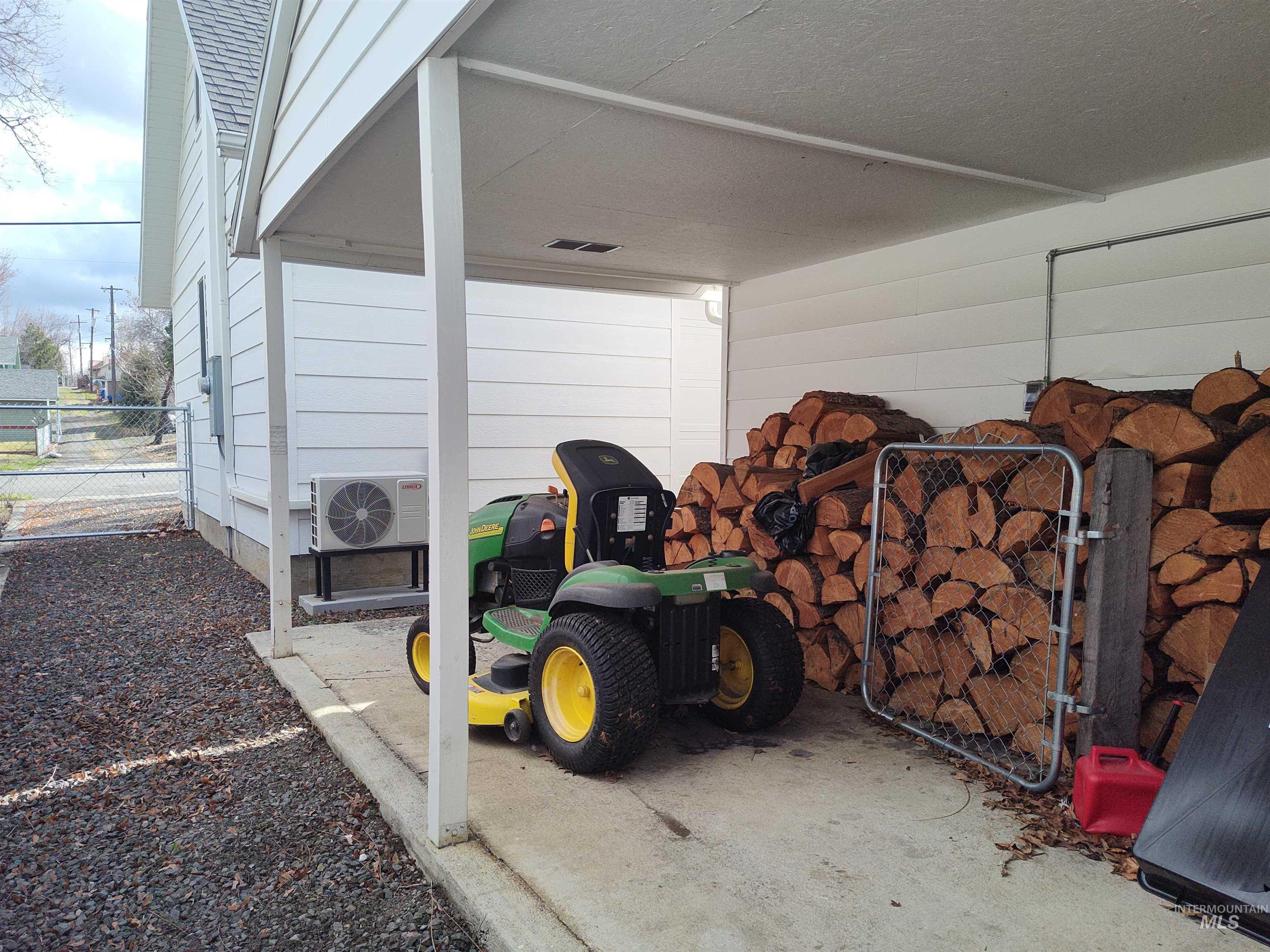 704 S Hall Street, Grangeville, Idaho 83530, 3 Bedrooms, 1.5 Bathrooms, Residential For Sale, Price $399,000,MLS 98977636