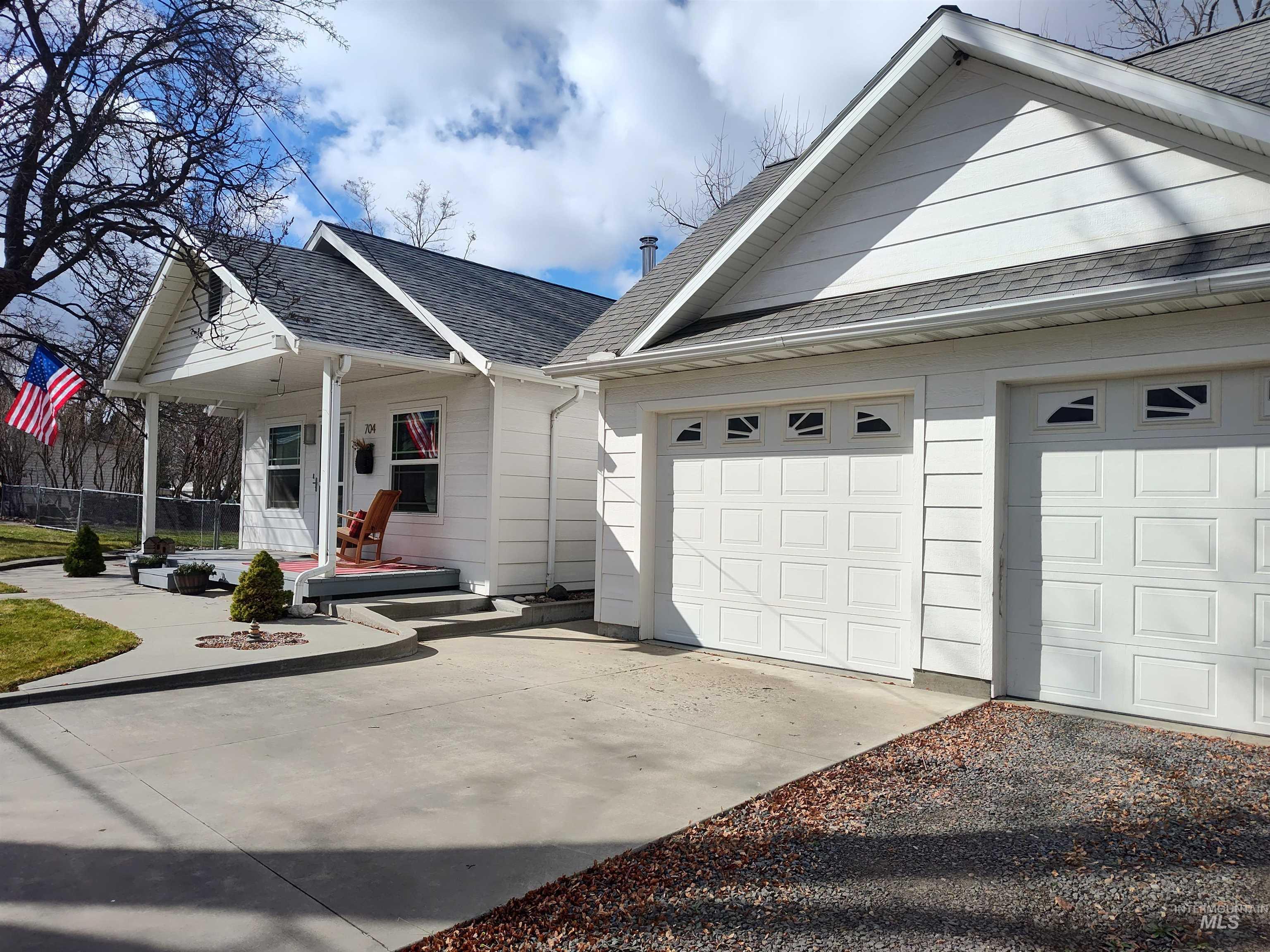 704 S Hall Street, Grangeville, Idaho 83530, 3 Bedrooms, 1.5 Bathrooms, Residential For Sale, Price $399,000,MLS 98977636