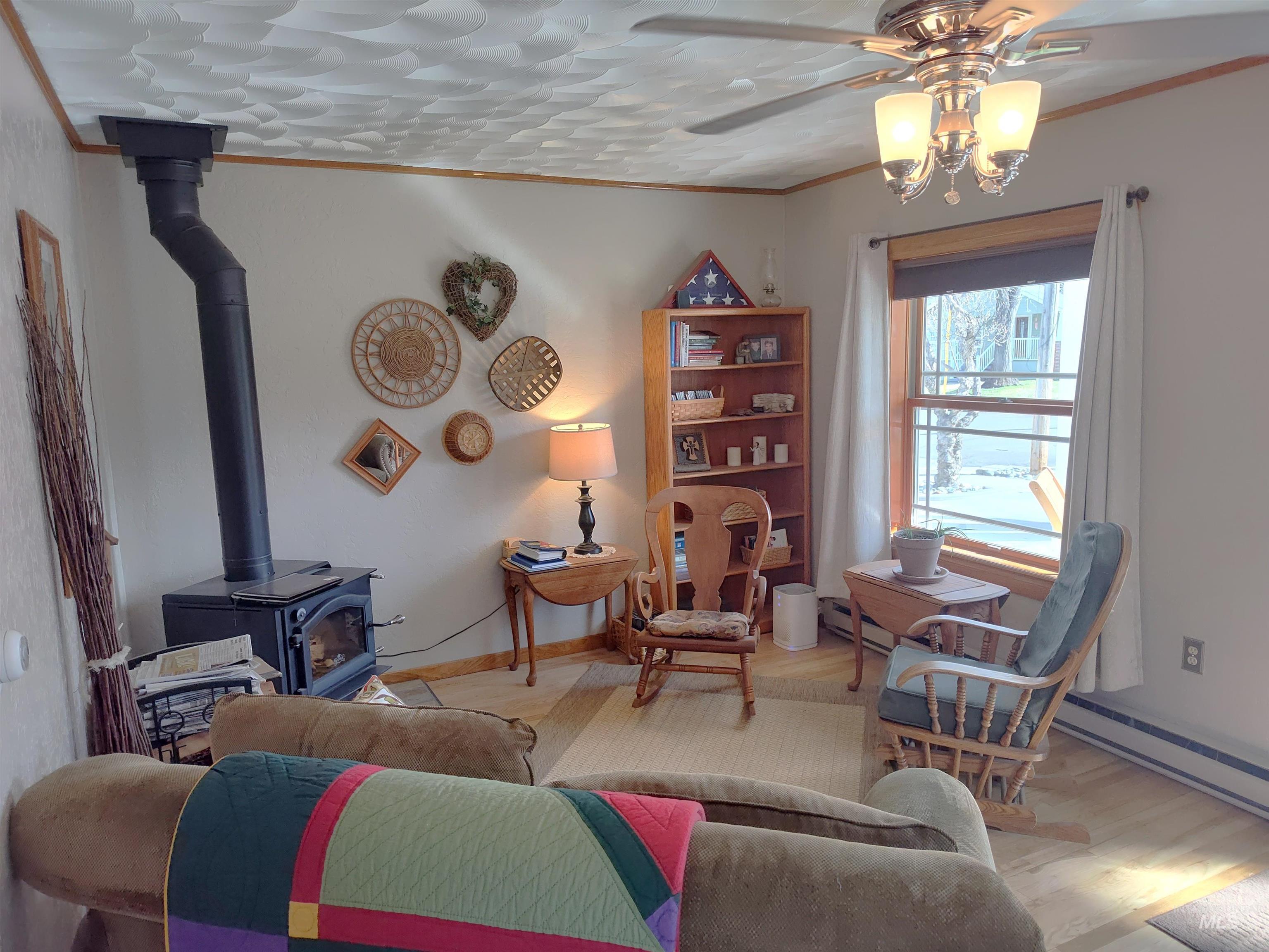 704 S Hall Street, Grangeville, Idaho 83530, 3 Bedrooms, 1.5 Bathrooms, Residential For Sale, Price $399,000,MLS 98977636