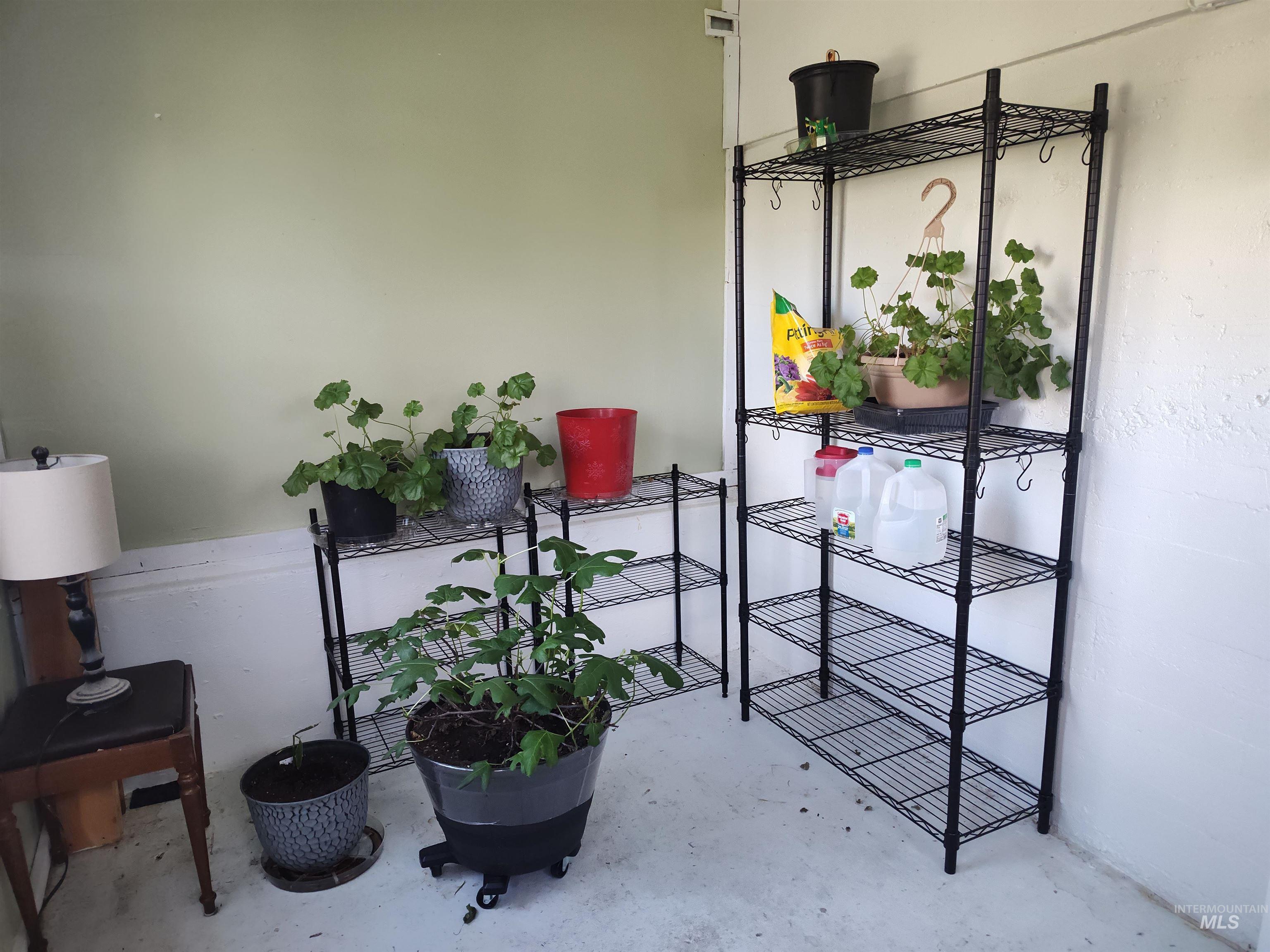 704 S Hall Street, Grangeville, Idaho 83530, 3 Bedrooms, 1.5 Bathrooms, Residential For Sale, Price $399,000,MLS 98977636