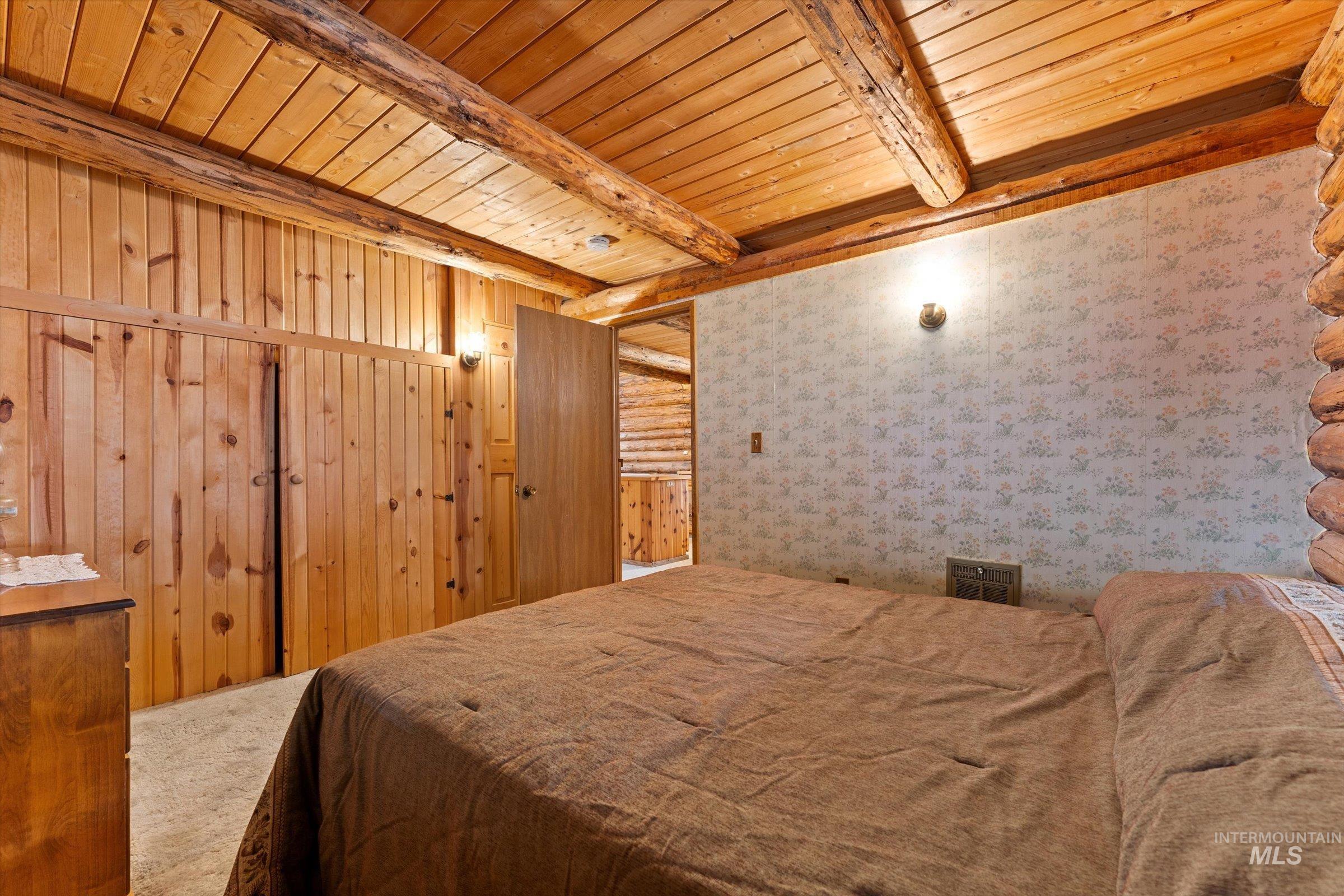 5 Scott Mountain Rd., Garden Valley, Idaho 83622, 2 Bedrooms, 1 Bathroom, Residential For Sale, Price $419,000,MLS 98977637