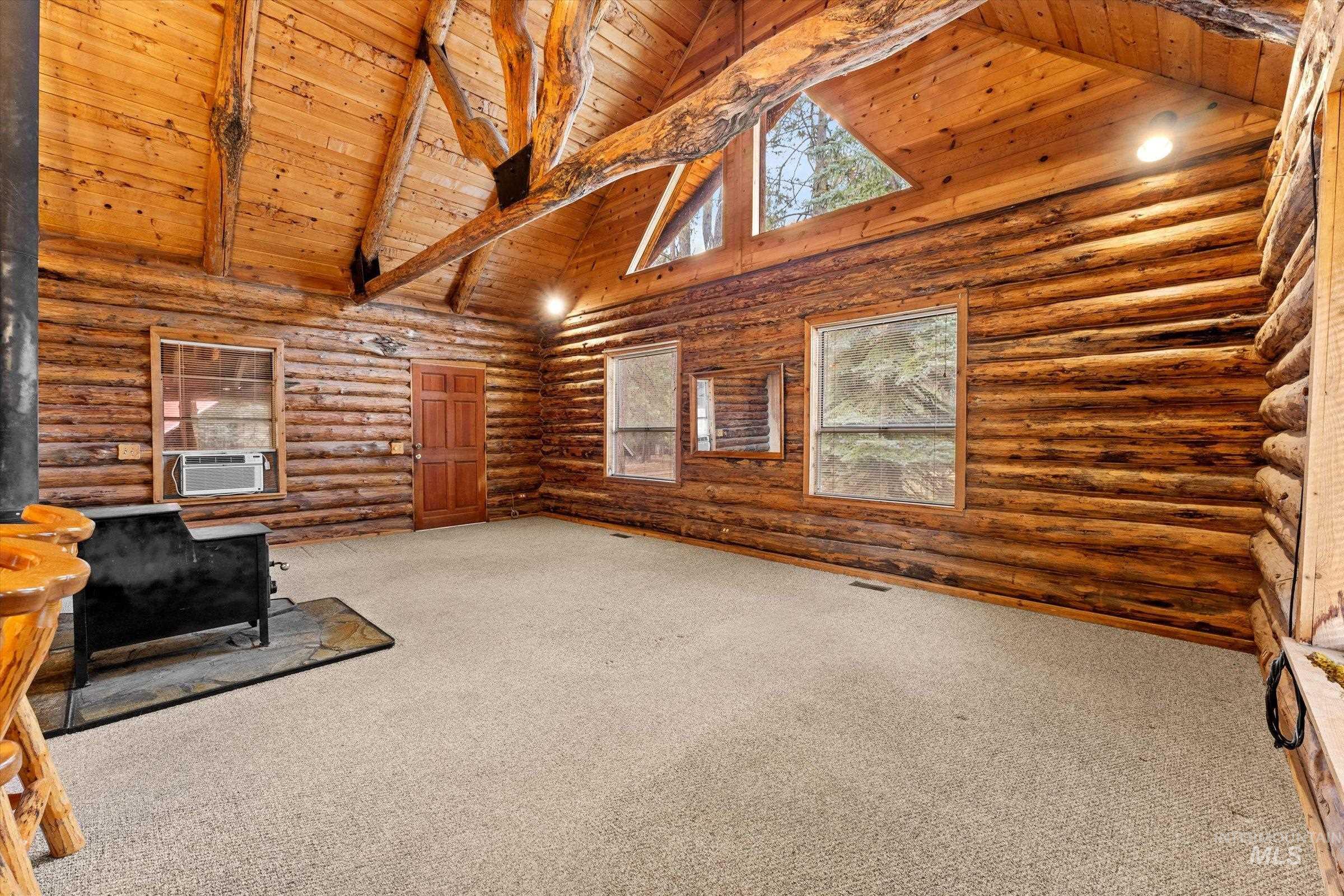 5 Scott Mountain Rd., Garden Valley, Idaho 83622, 2 Bedrooms, 1 Bathroom, Residential For Sale, Price $419,000,MLS 98977637