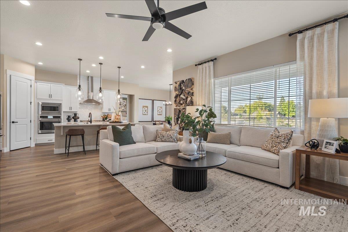 967 N Falling Water Way, Eagle, Idaho 83616, 4 Bedrooms, 3.5 Bathrooms, Residential For Sale, Price $874,990,MLS 98977640