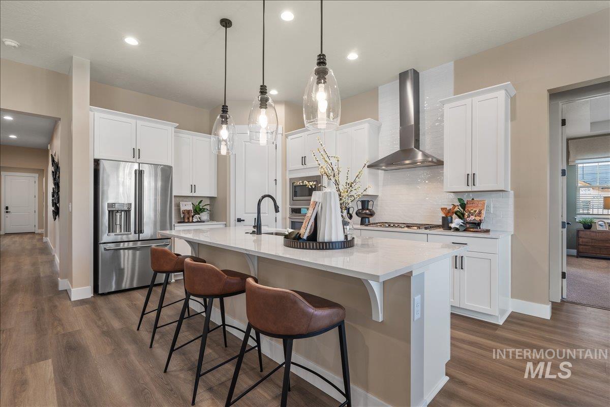 967 N Falling Water Way, Eagle, Idaho 83616, 4 Bedrooms, 3.5 Bathrooms, Residential For Sale, Price $874,990,MLS 98977640