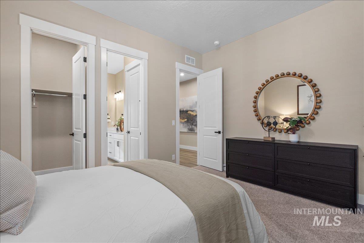 967 N Falling Water Way, Eagle, Idaho 83616, 4 Bedrooms, 3.5 Bathrooms, Residential For Sale, Price $874,990,MLS 98977640