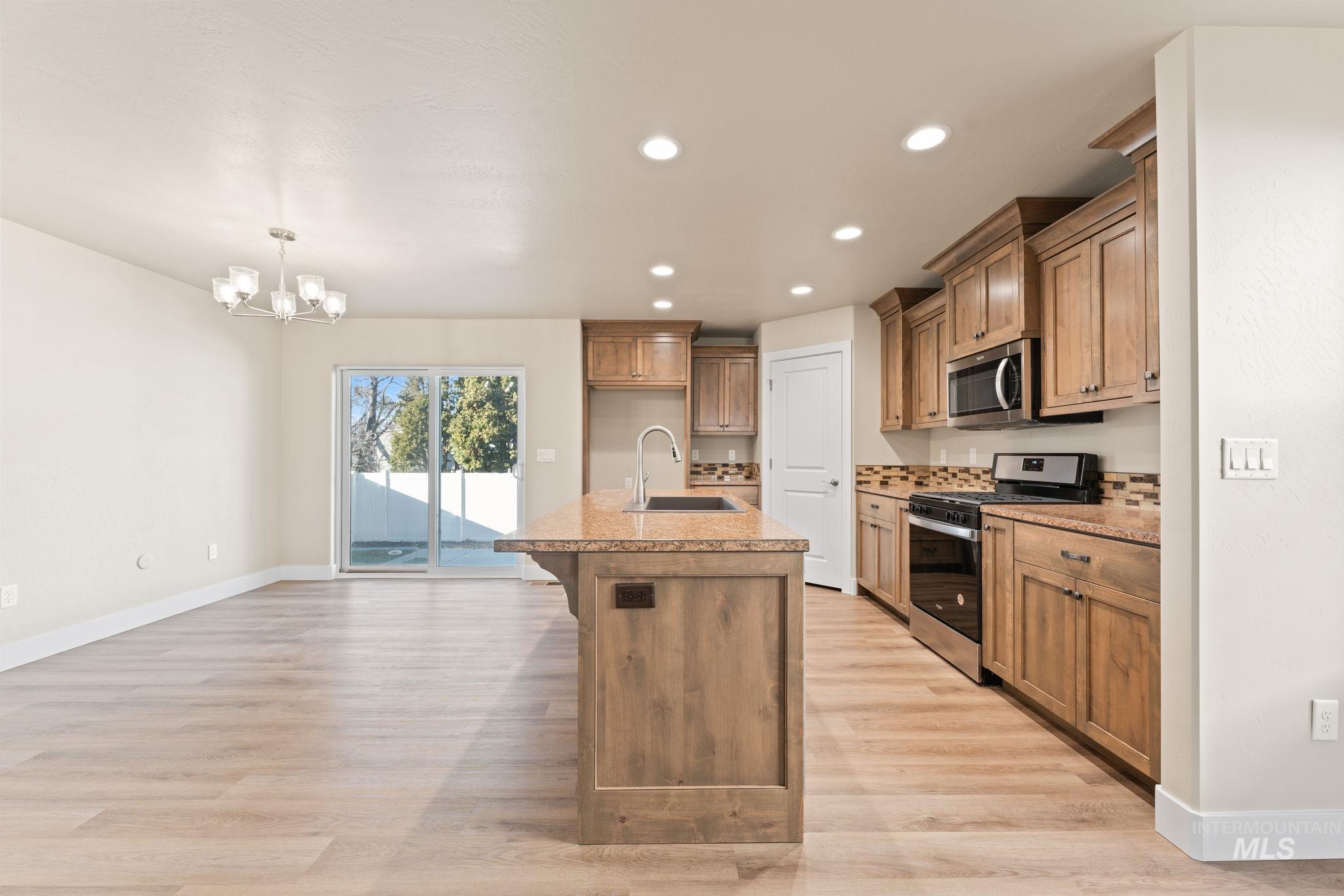 816 Jack Ave, Jerome, Idaho 83338, 4 Bedrooms, 2.5 Bathrooms, Residential For Sale, Price $380,000,MLS 98977641