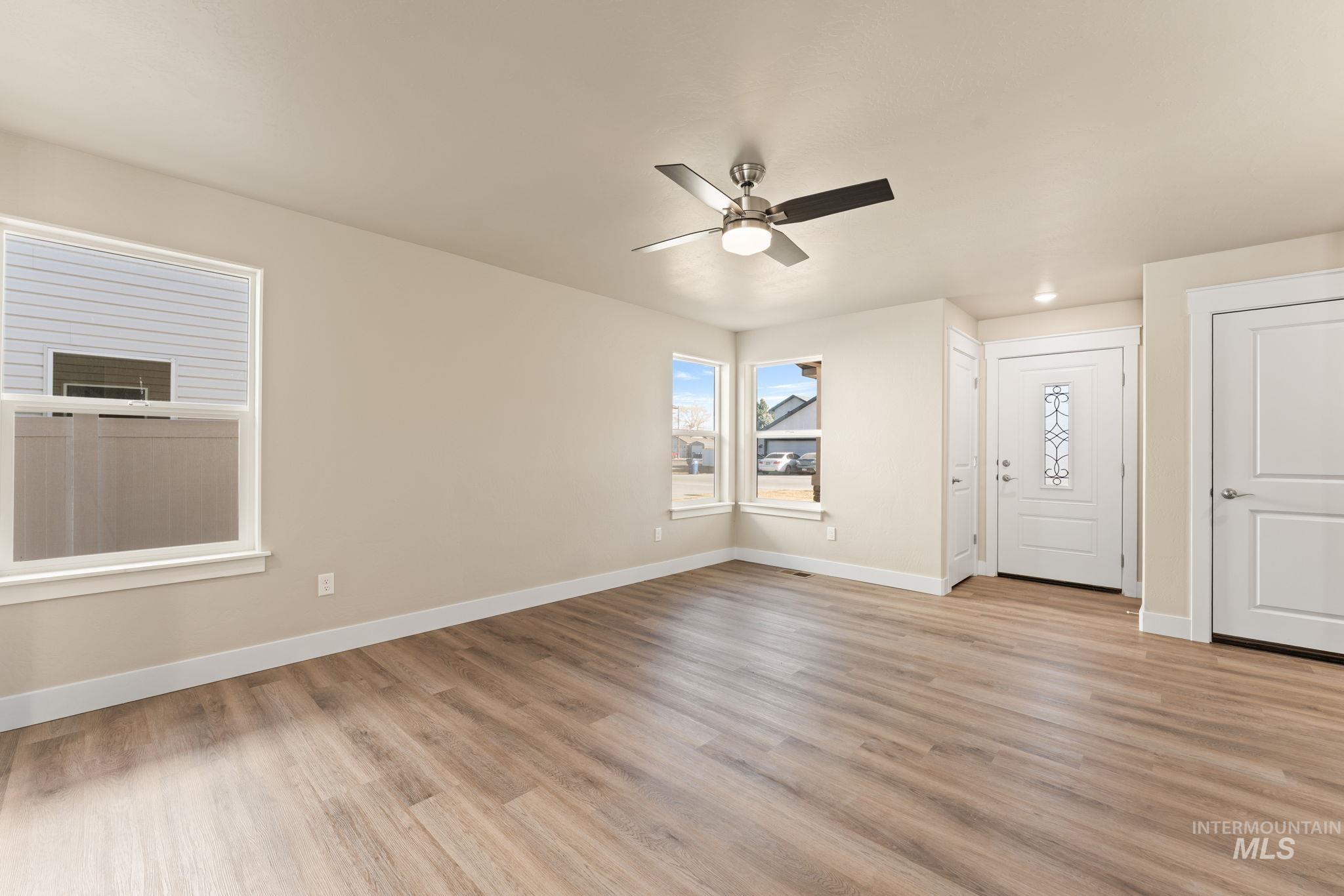 816 Jack Ave, Jerome, Idaho 83338, 4 Bedrooms, 2.5 Bathrooms, Residential For Sale, Price $380,000,MLS 98977641