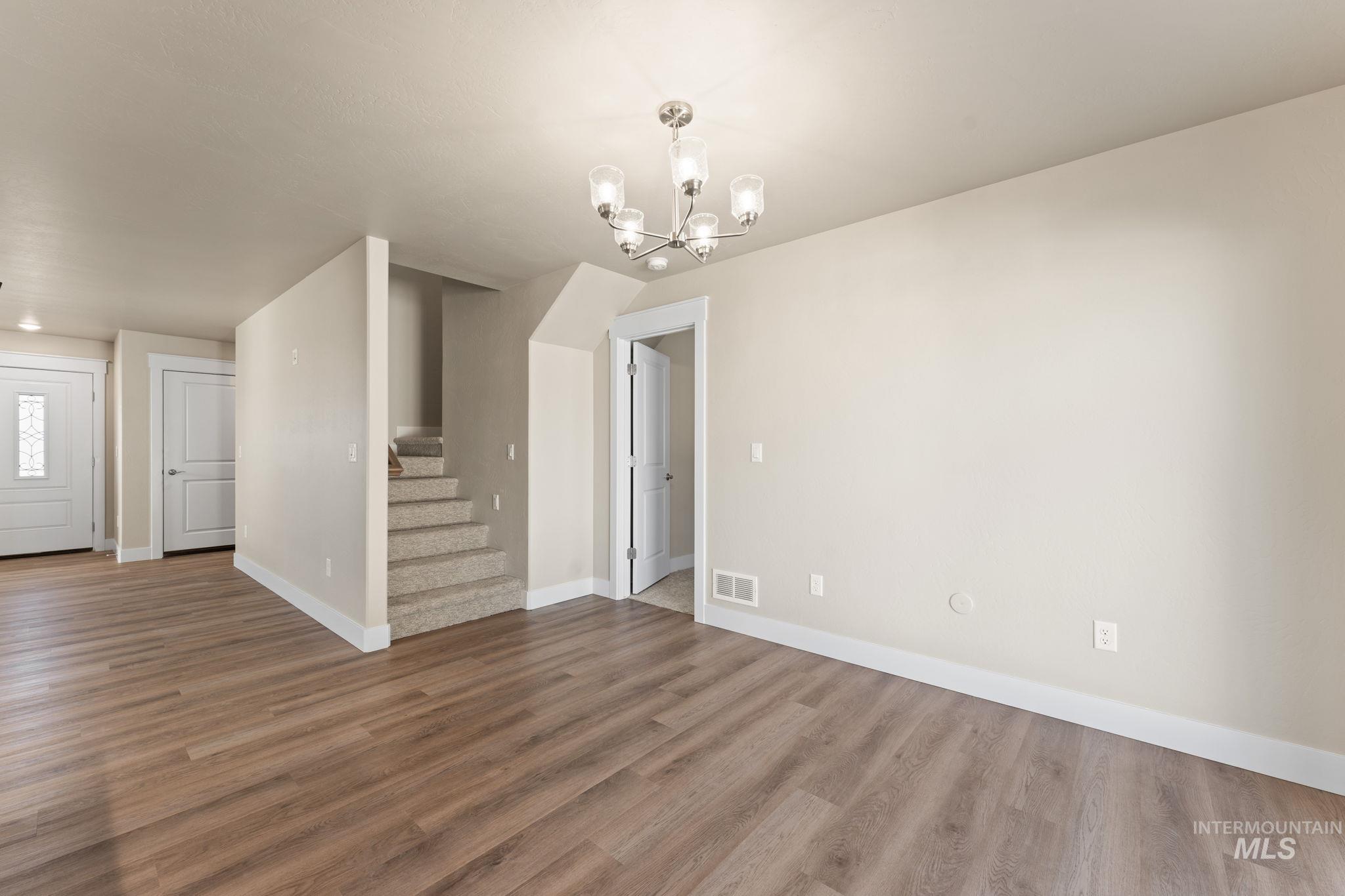 816 Jack Ave, Jerome, Idaho 83338, 4 Bedrooms, 2.5 Bathrooms, Residential For Sale, Price $380,000,MLS 98977641