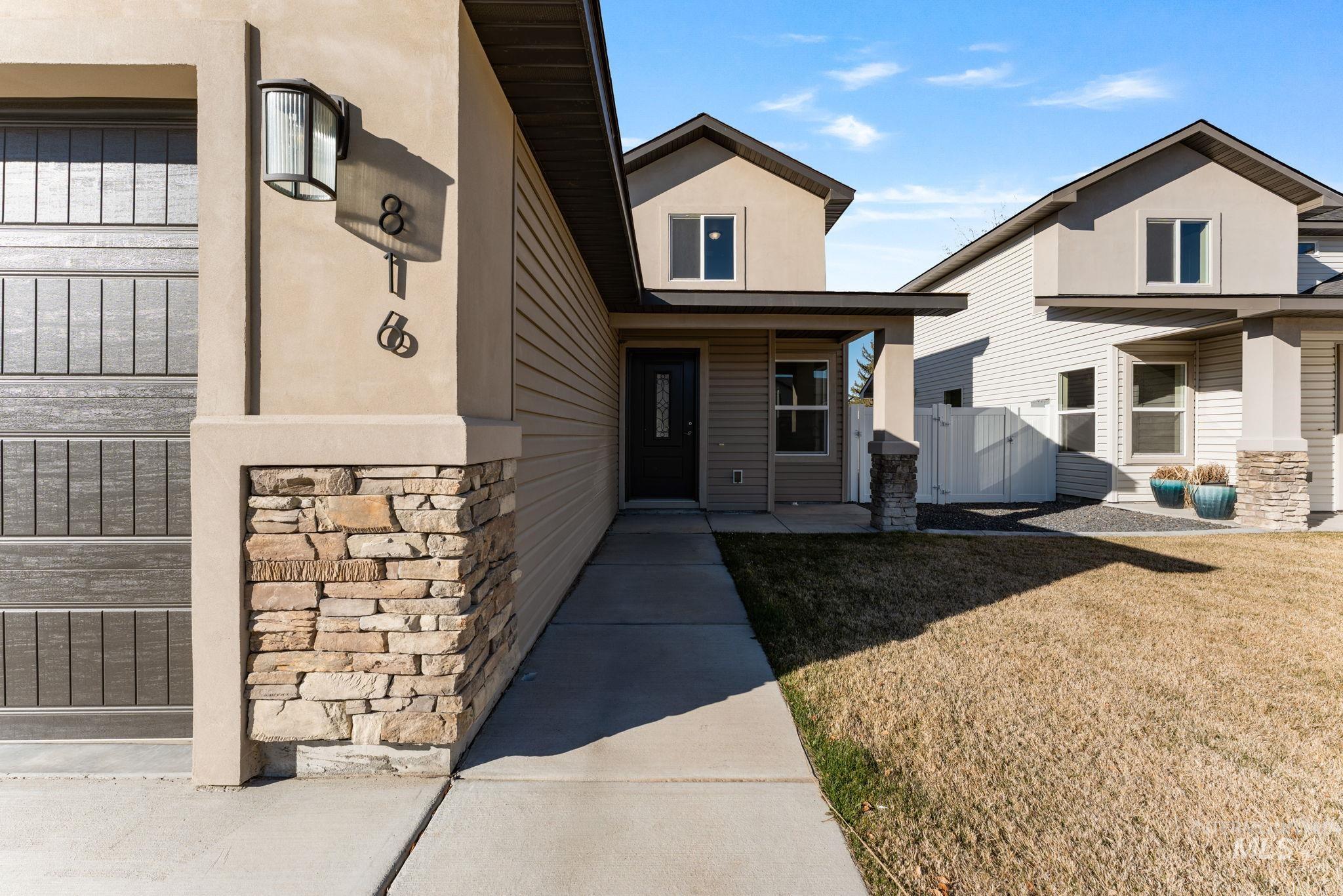 816 Jack Ave, Jerome, Idaho 83338, 4 Bedrooms, 2.5 Bathrooms, Residential For Sale, Price $380,000,MLS 98977641