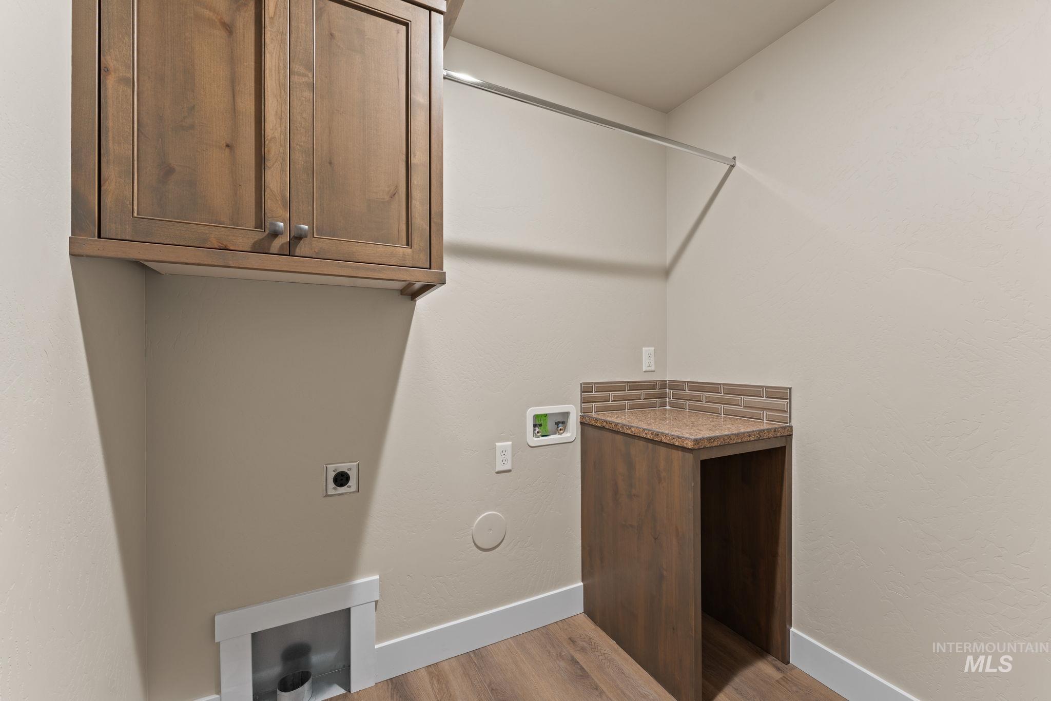 816 Jack Ave, Jerome, Idaho 83338, 4 Bedrooms, 2.5 Bathrooms, Residential For Sale, Price $380,000,MLS 98977641