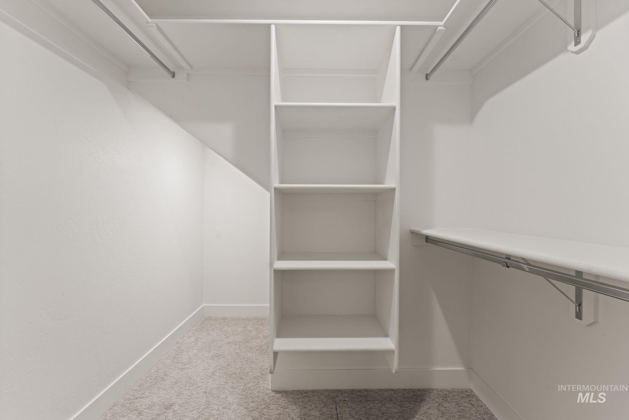 816 Jack Ave, Jerome, Idaho 83338, 4 Bedrooms, 2.5 Bathrooms, Residential For Sale, Price $380,000,MLS 98977641