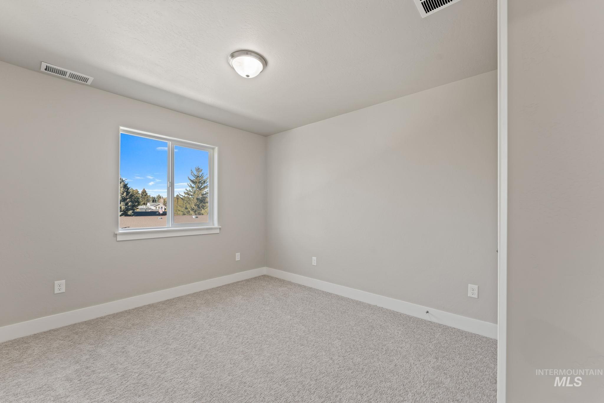 816 Jack Ave, Jerome, Idaho 83338, 4 Bedrooms, 2.5 Bathrooms, Residential For Sale, Price $380,000,MLS 98977641