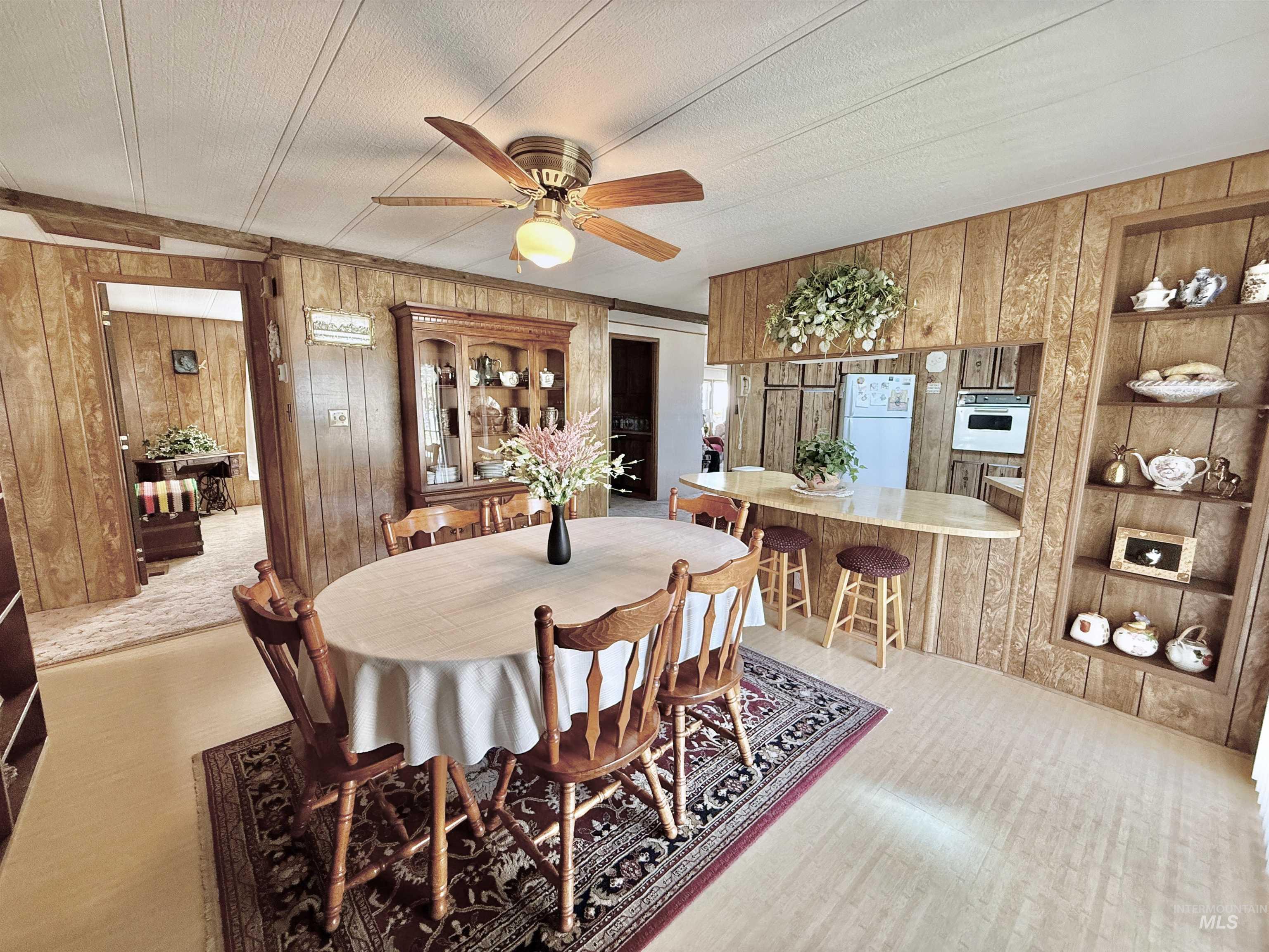 842 W Midway, Filer, Idaho 83328, 3 Bedrooms, 2 Bathrooms, Residential For Sale, Price $135,000,MLS 98977643