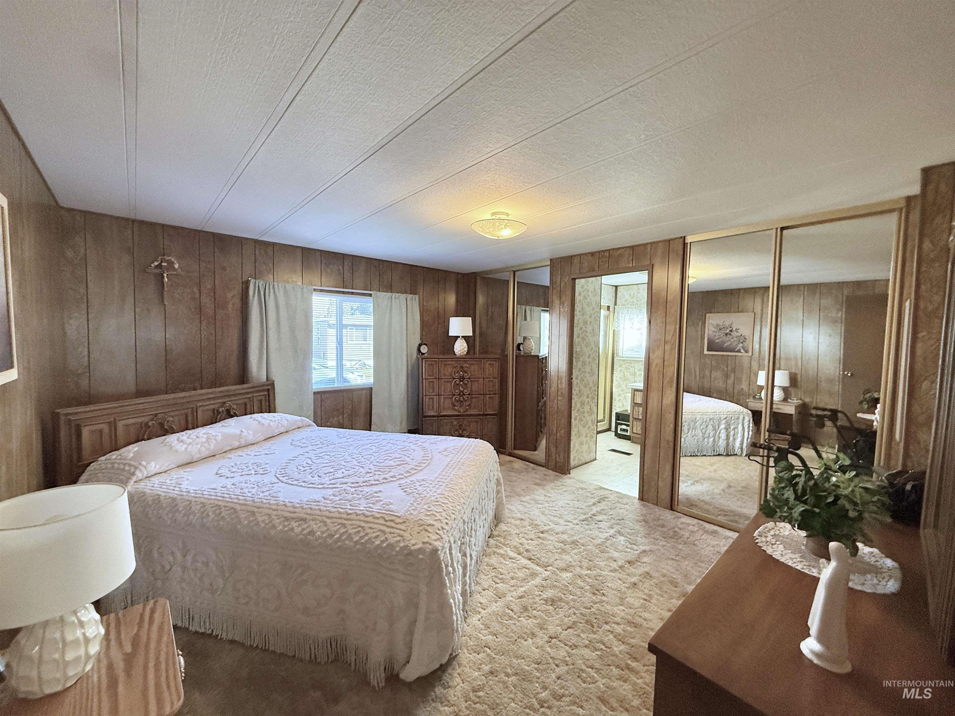 842 W Midway, Filer, Idaho 83328, 3 Bedrooms, 2 Bathrooms, Residential For Sale, Price $135,000,MLS 98977643