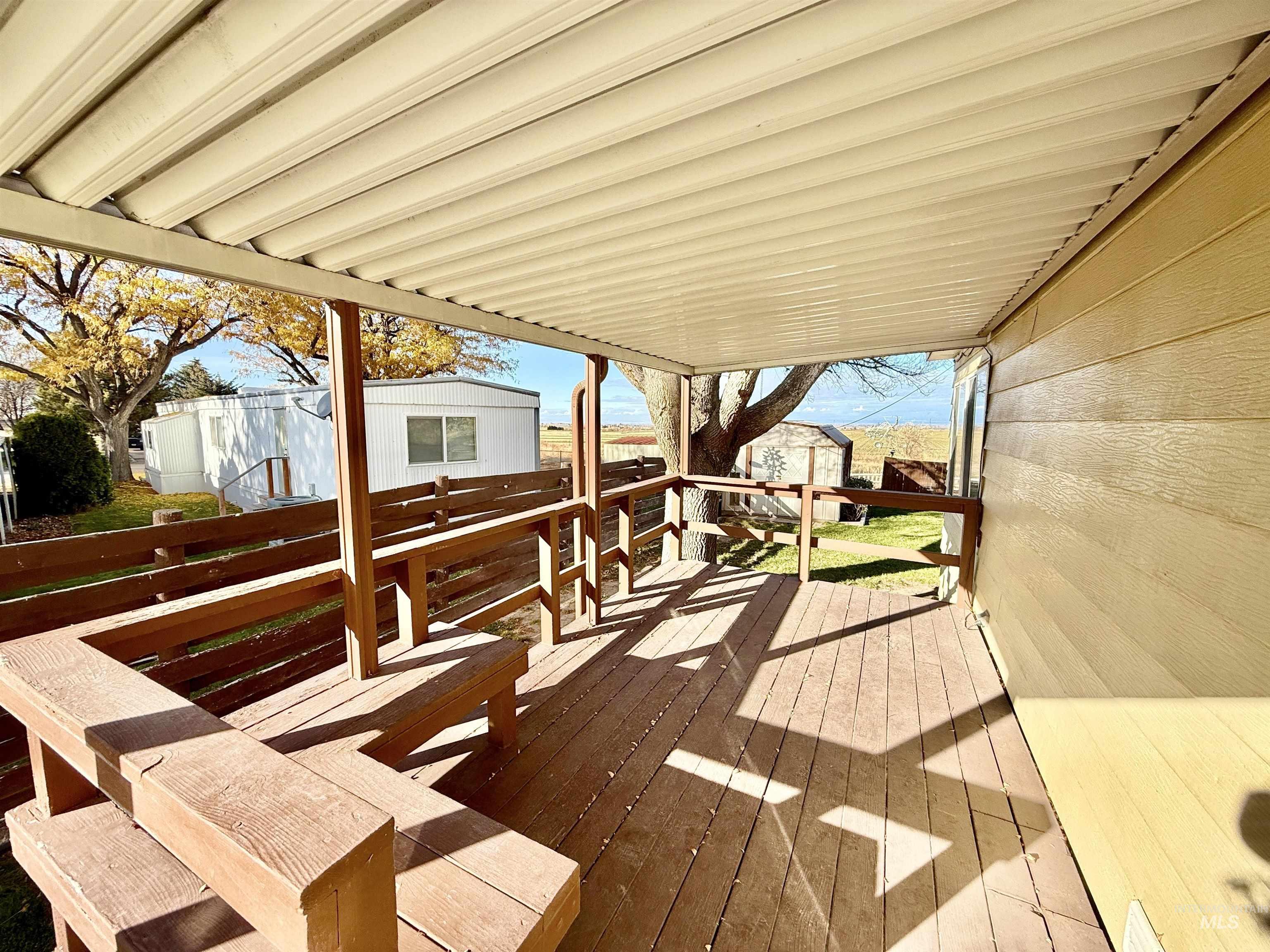 842 W Midway, Filer, Idaho 83328, 3 Bedrooms, 2 Bathrooms, Residential For Sale, Price $135,000,MLS 98977643