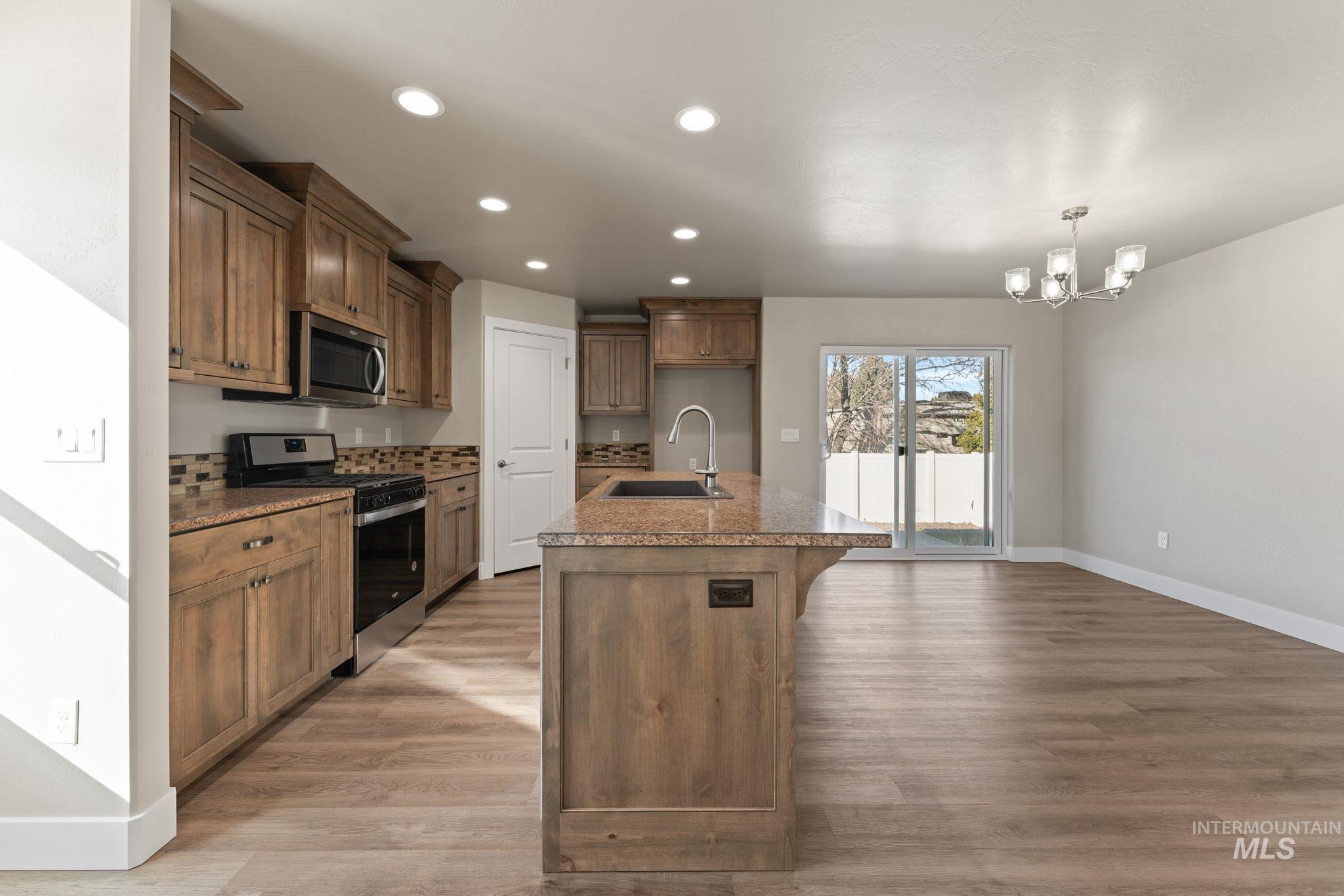 812 Jack Ave, Jerome, Idaho 83338, 4 Bedrooms, 2.5 Bathrooms, Residential For Sale, Price $380,000,MLS 98977644