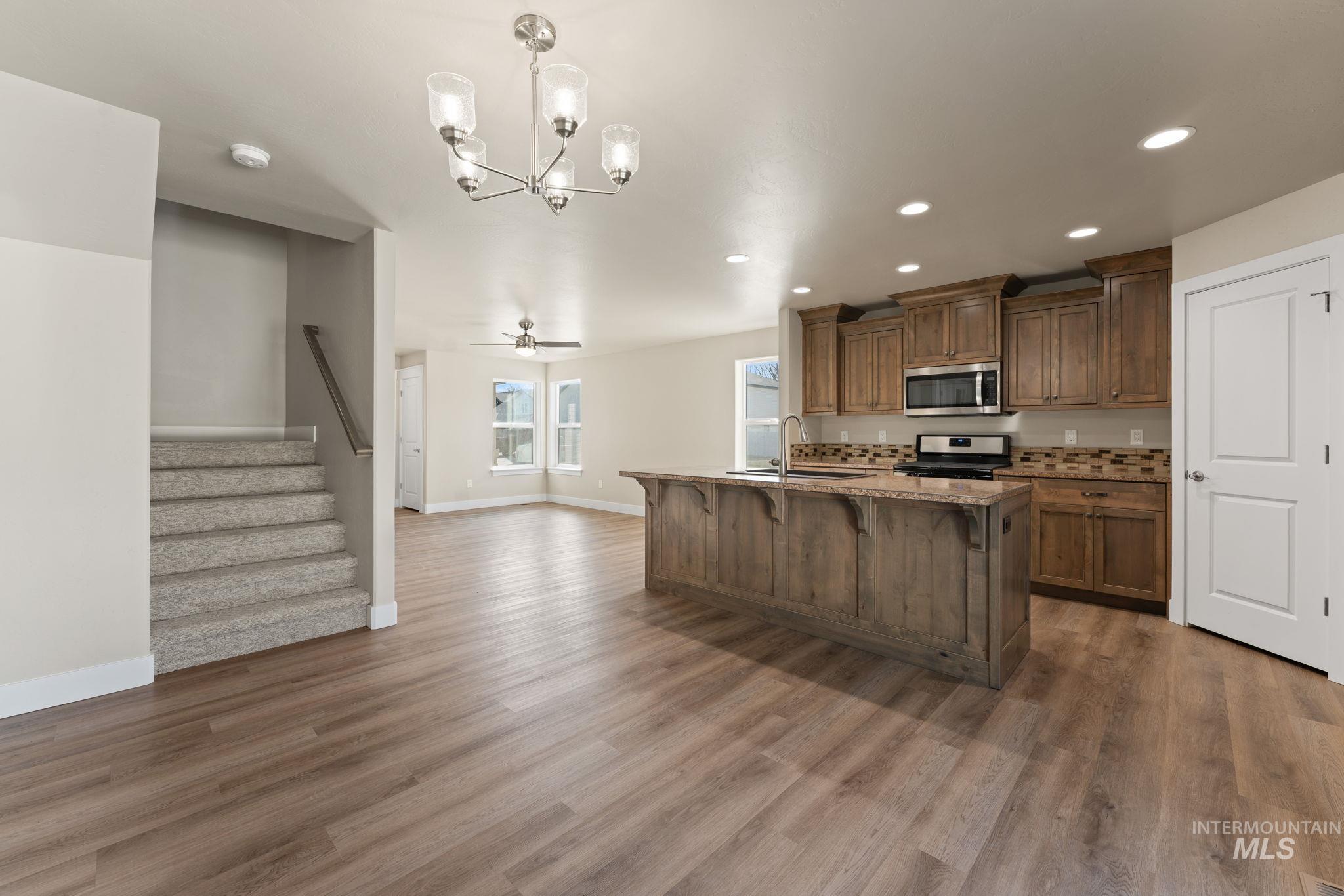 812 Jack Ave, Jerome, Idaho 83338, 4 Bedrooms, 2.5 Bathrooms, Residential For Sale, Price $380,000,MLS 98977644