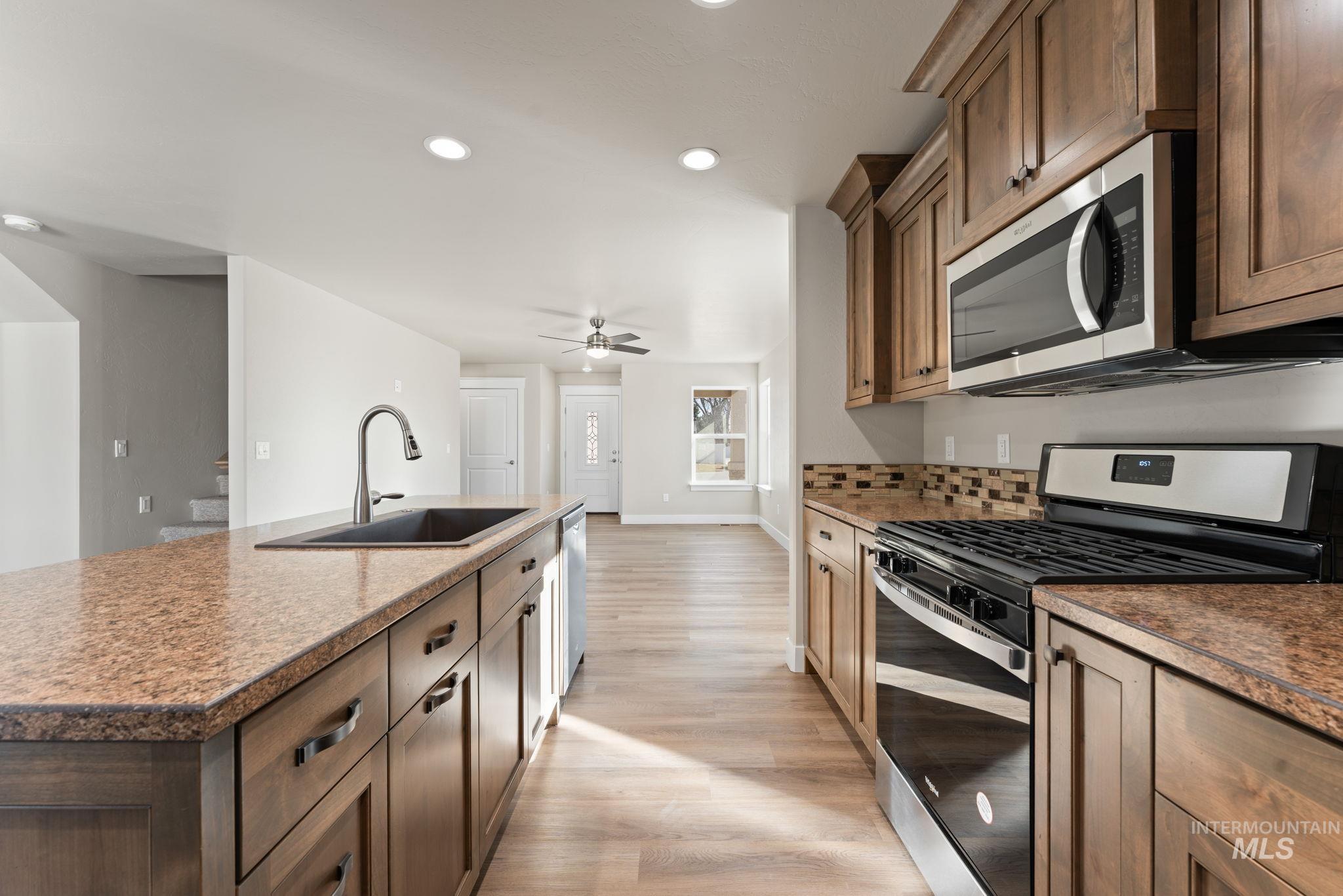 812 Jack Ave, Jerome, Idaho 83338, 4 Bedrooms, 2.5 Bathrooms, Residential For Sale, Price $380,000,MLS 98977644