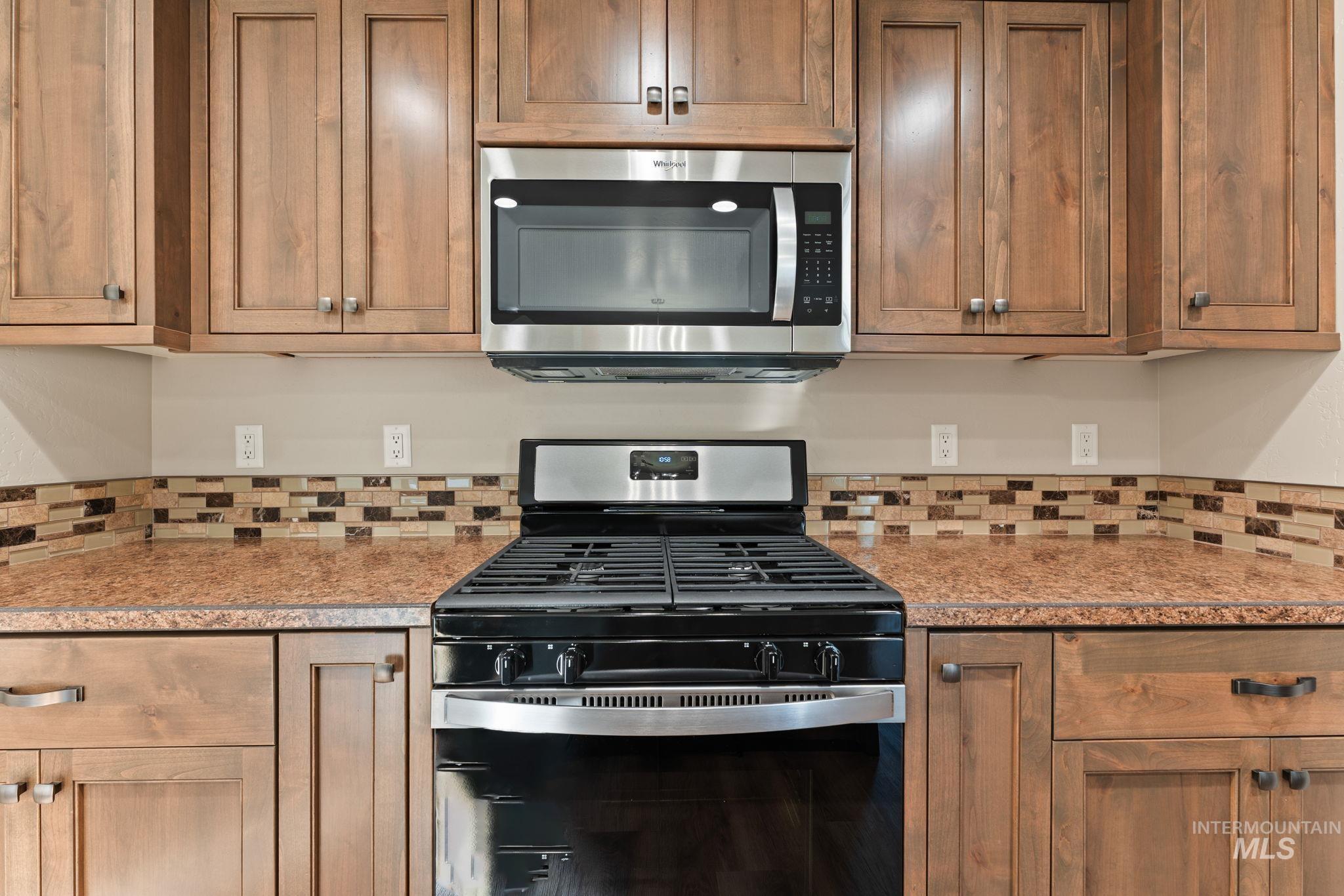 812 Jack Ave, Jerome, Idaho 83338, 4 Bedrooms, 2.5 Bathrooms, Residential For Sale, Price $380,000,MLS 98977644